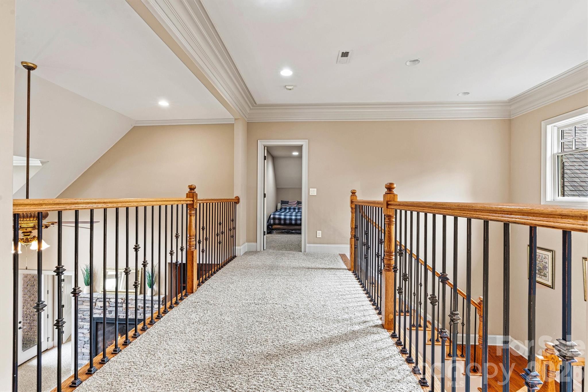 336 Kenway Loop Property Photo 29