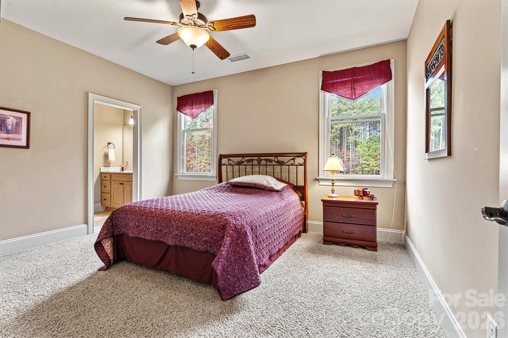 336 Kenway Loop Property Photo 37