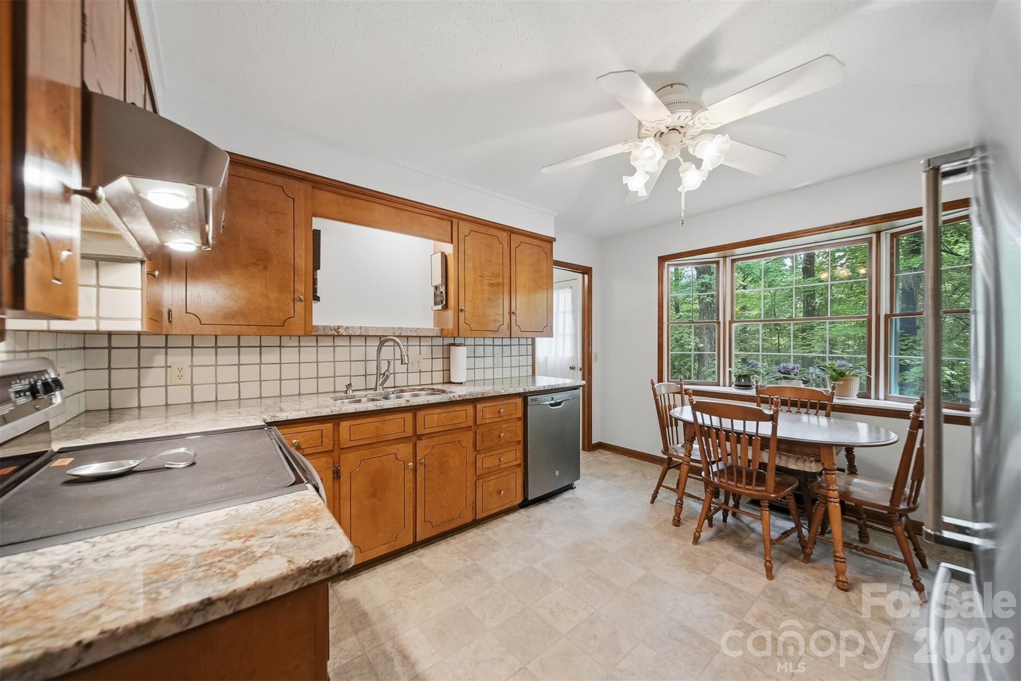 104 Laurelwood Drive Property Photo 15