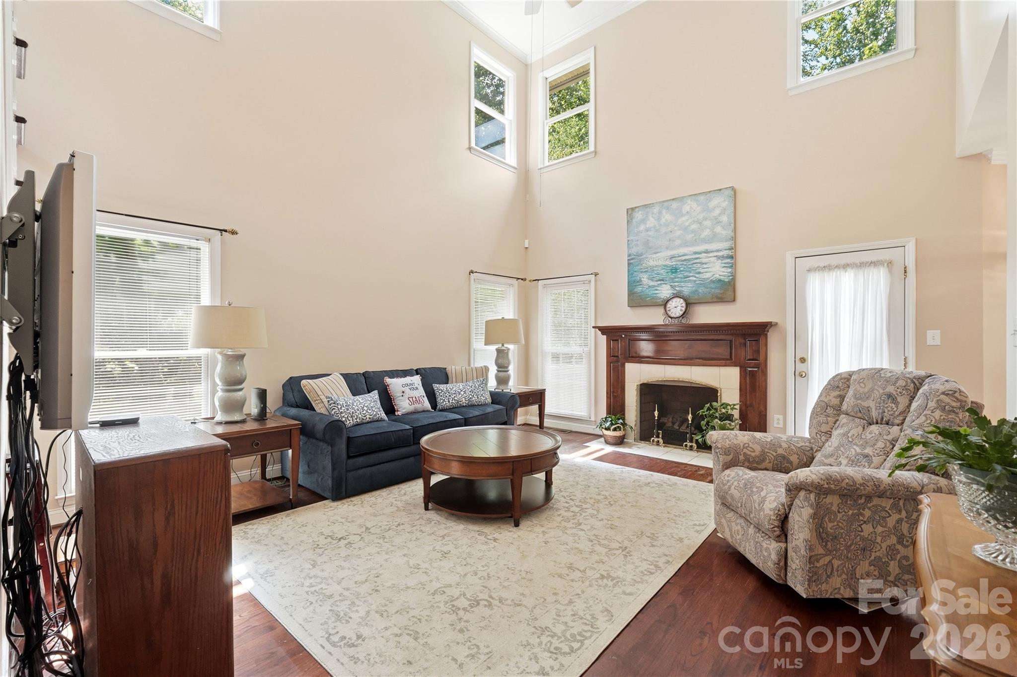 1009 Millwright Lane Property Photo 6