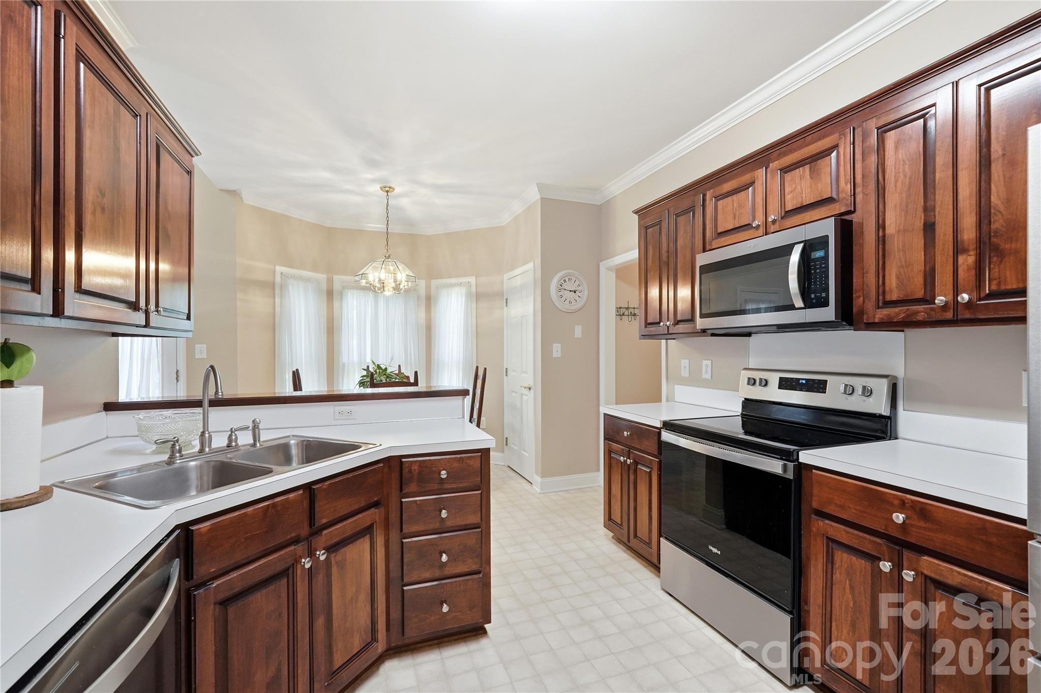 1009 Millwright Lane Property Photo 16