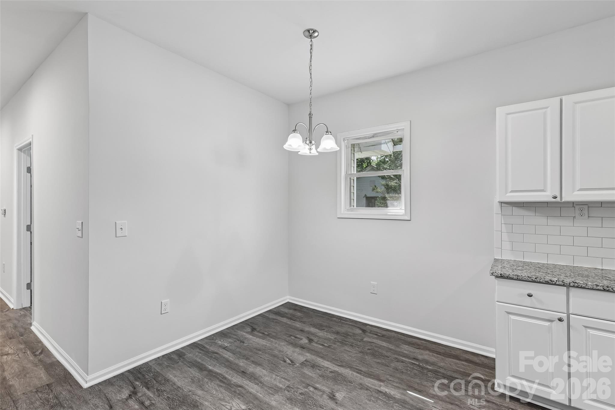 2509 Gardner Street Property Photo 7