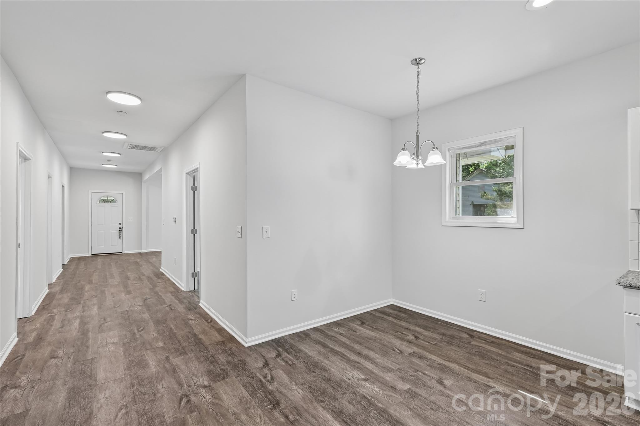 2509 Gardner Street Property Photo 11