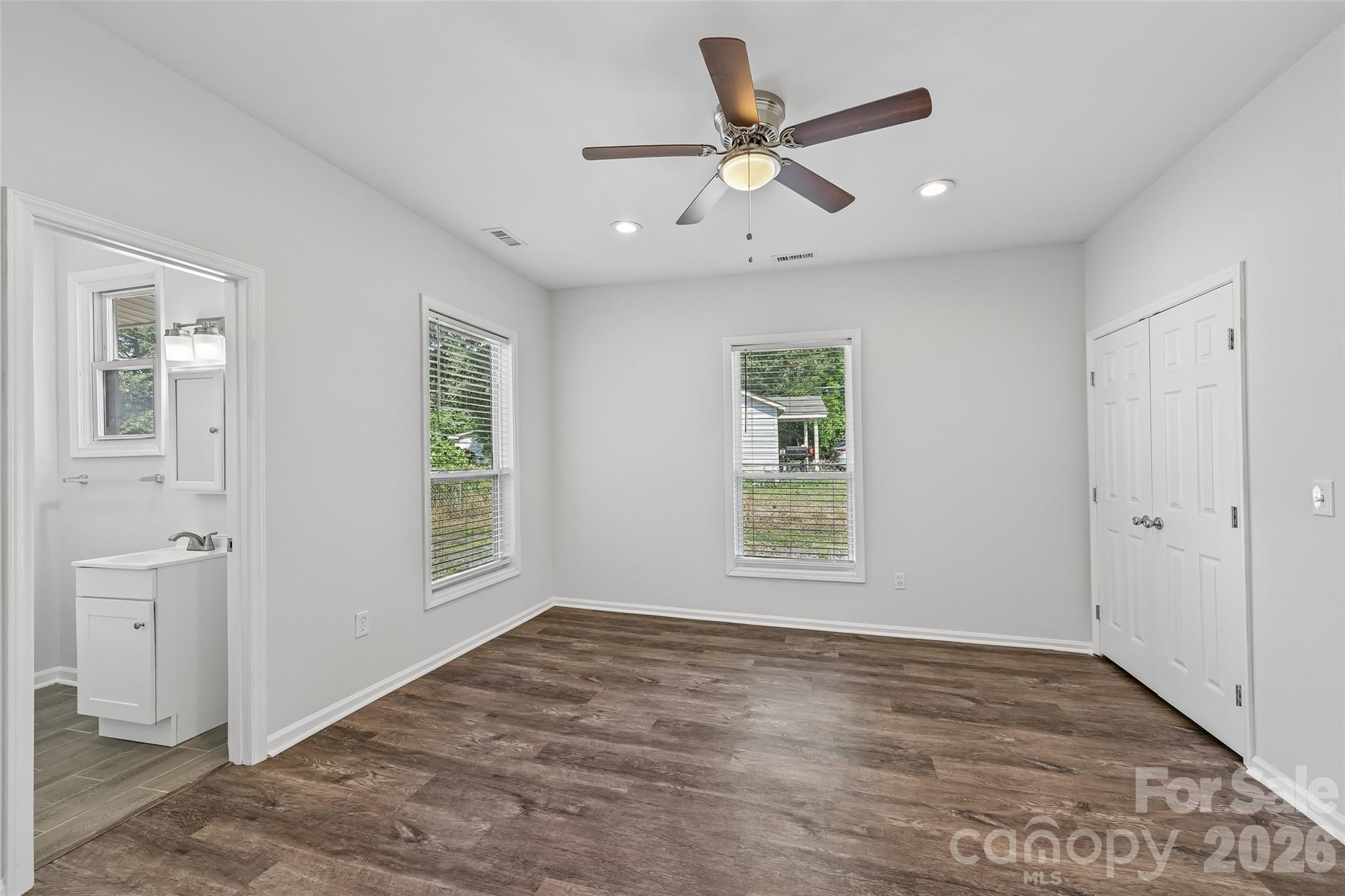 2509 Gardner Street Property Photo 16
