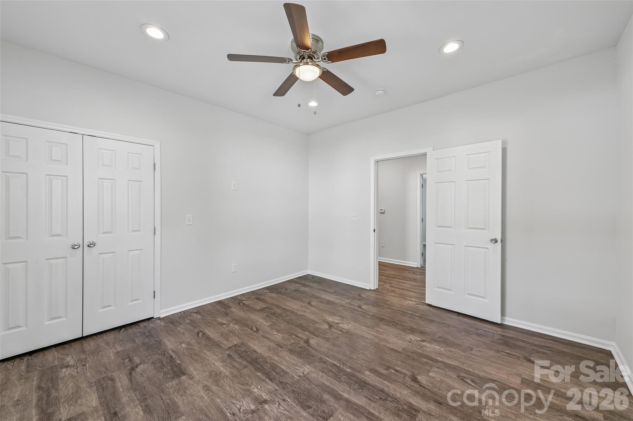 2509 Gardner Street Property Photo 18