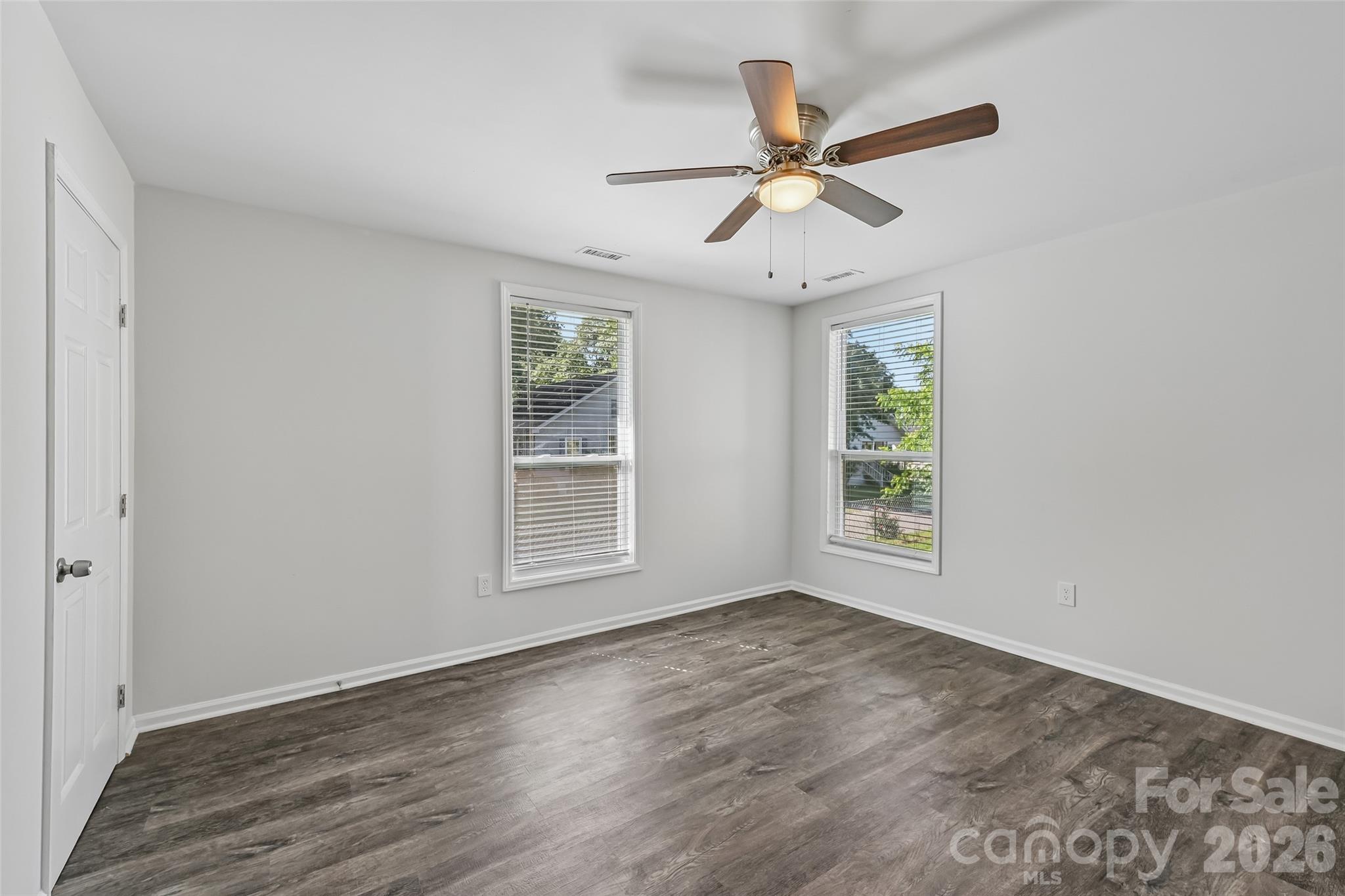 2509 Gardner Street Property Photo 19