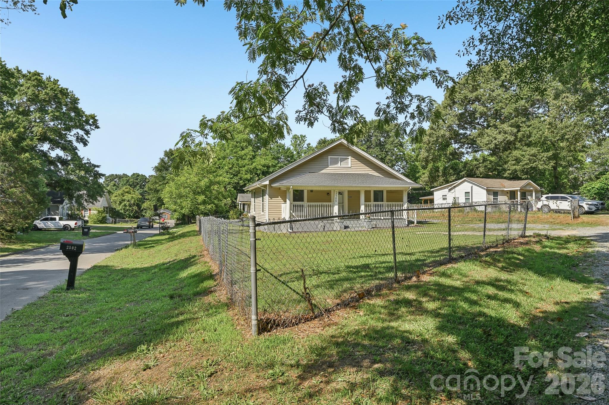 2509 Gardner Street Property Photo 26