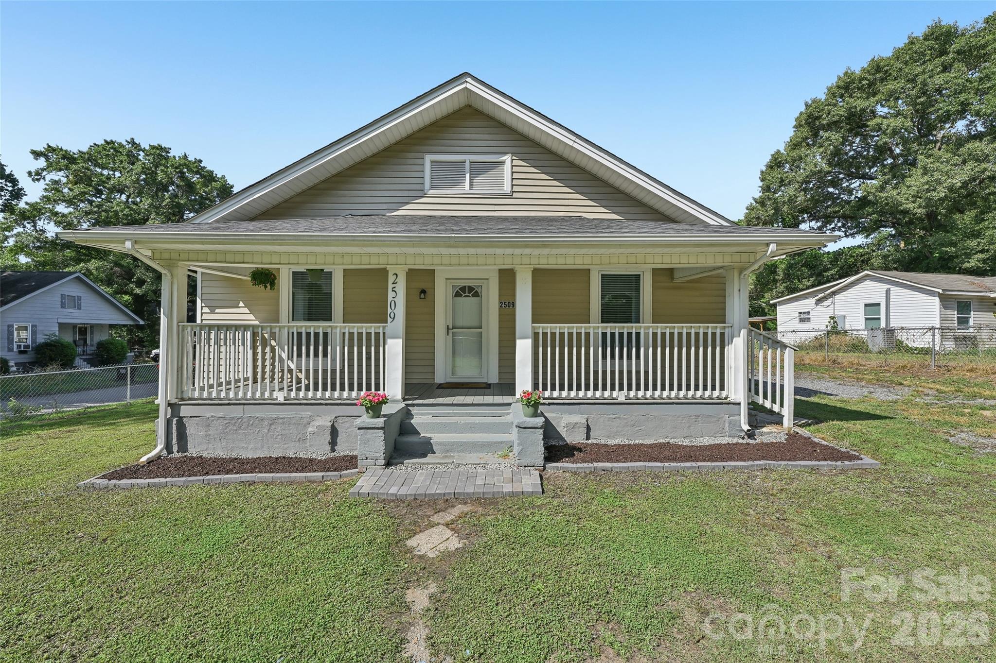 2509 Gardner Street Property Photo 31