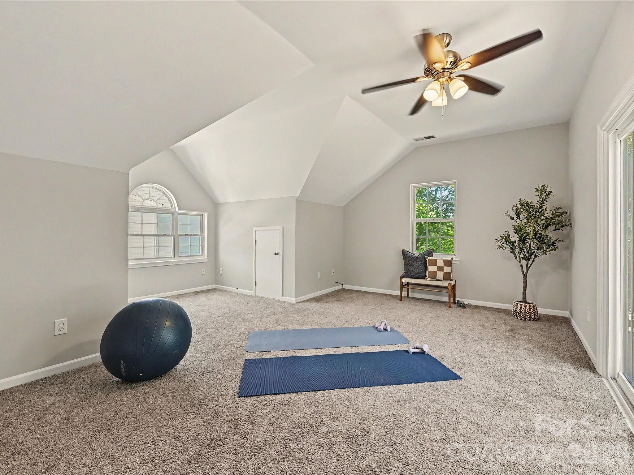 9539 Stawell Drive Property Photo 28
