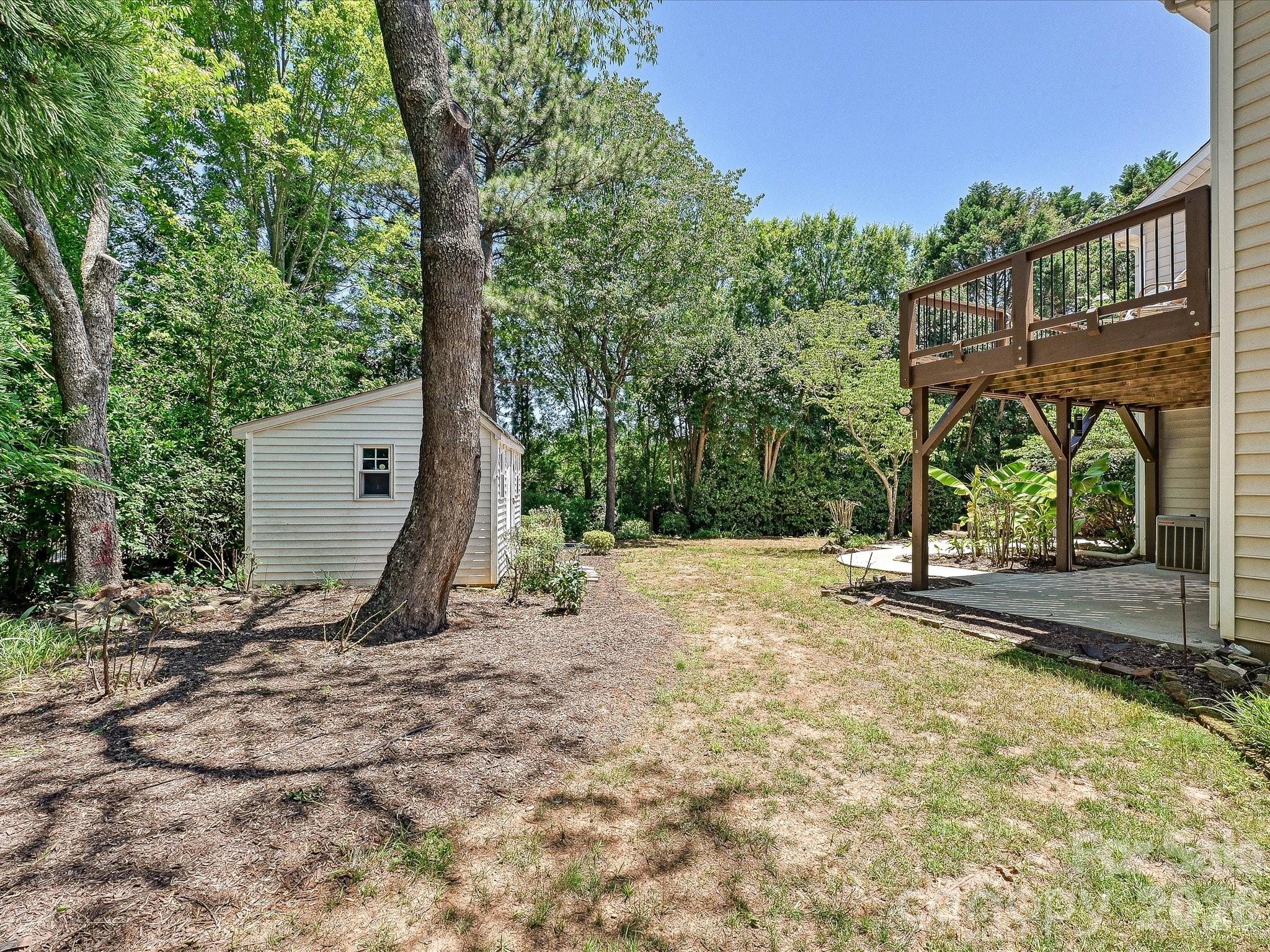 9539 Stawell Drive Property Photo 33