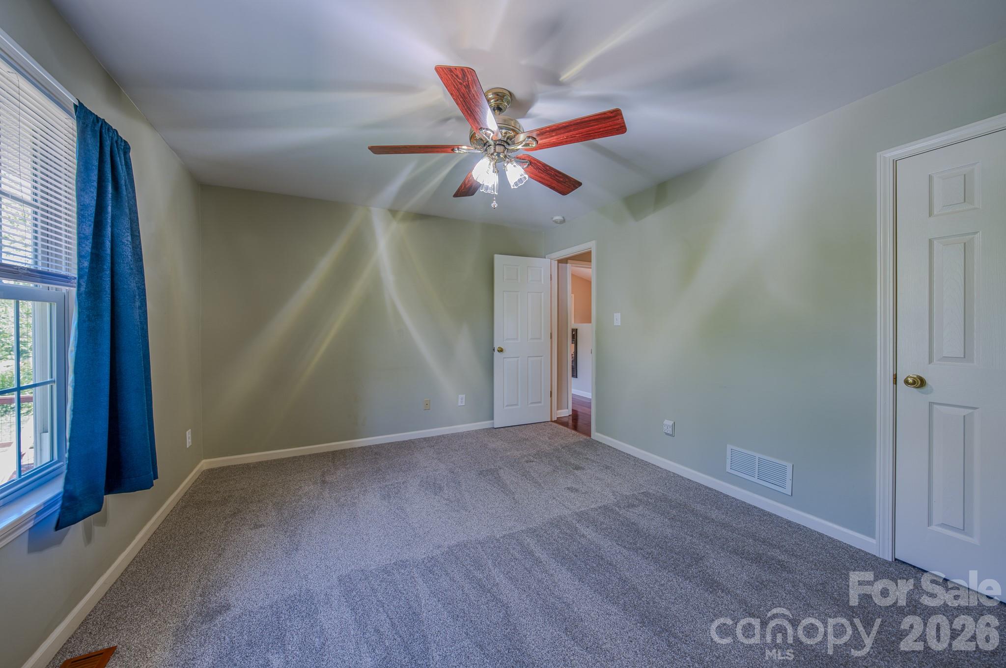 102 Forest Lake Drive Property Photo 23