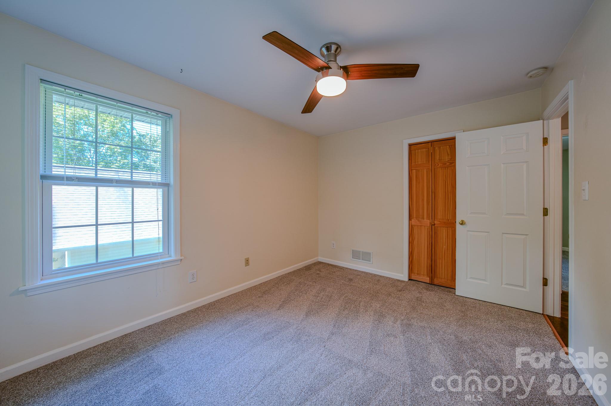102 Forest Lake Drive Property Photo 27