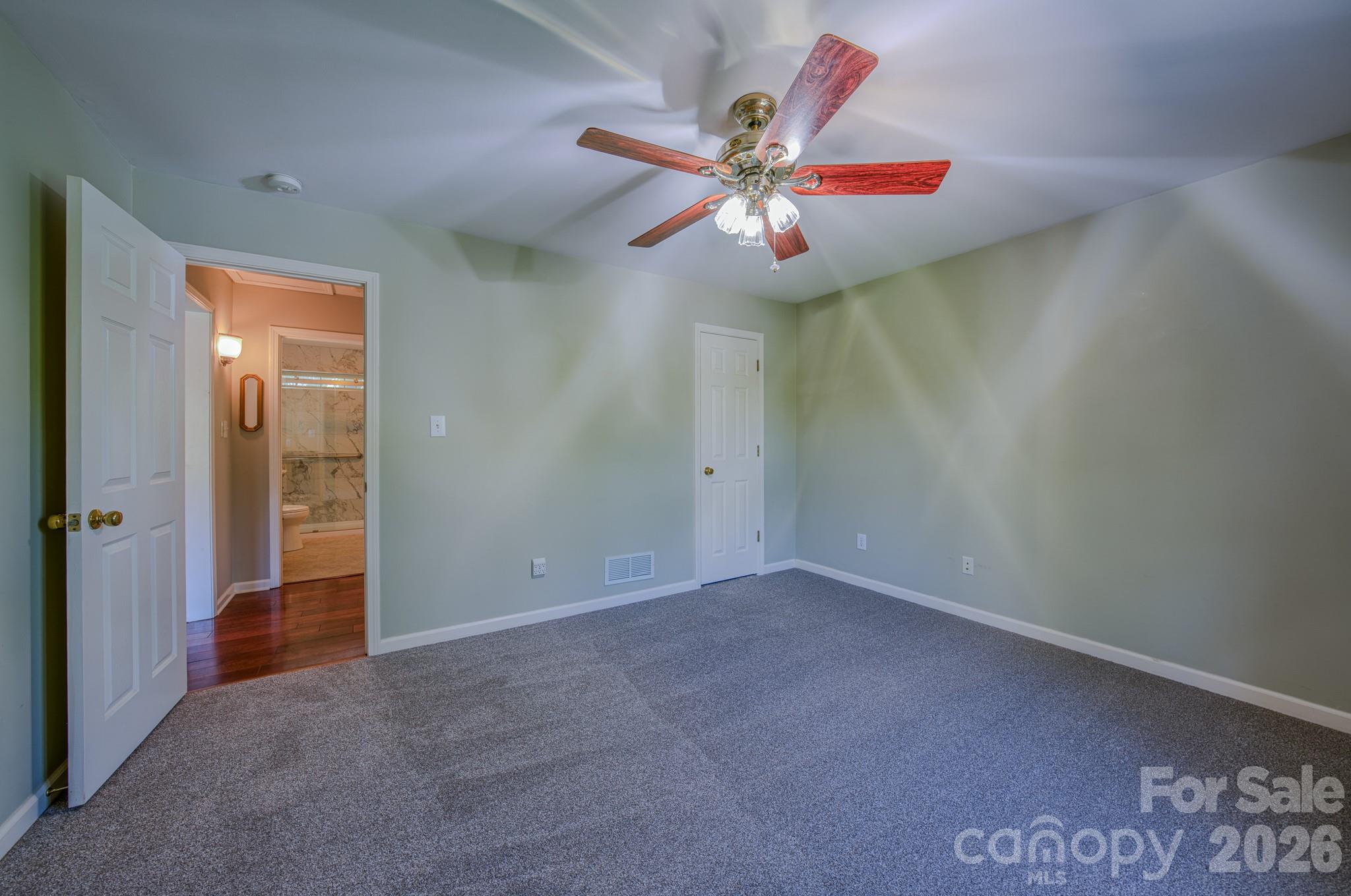 102 Forest Lake Drive Property Photo 29