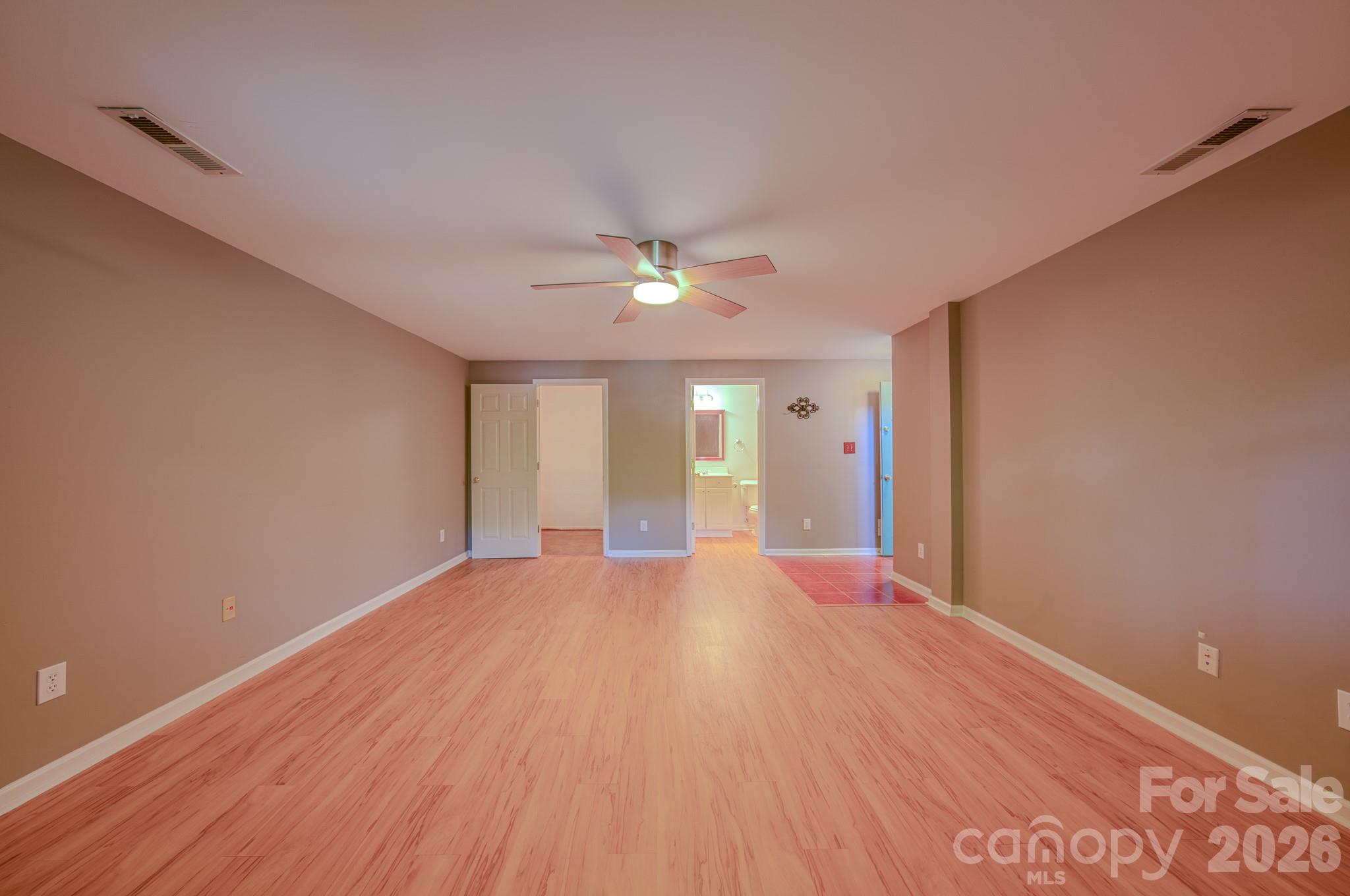 102 Forest Lake Drive Property Photo 32
