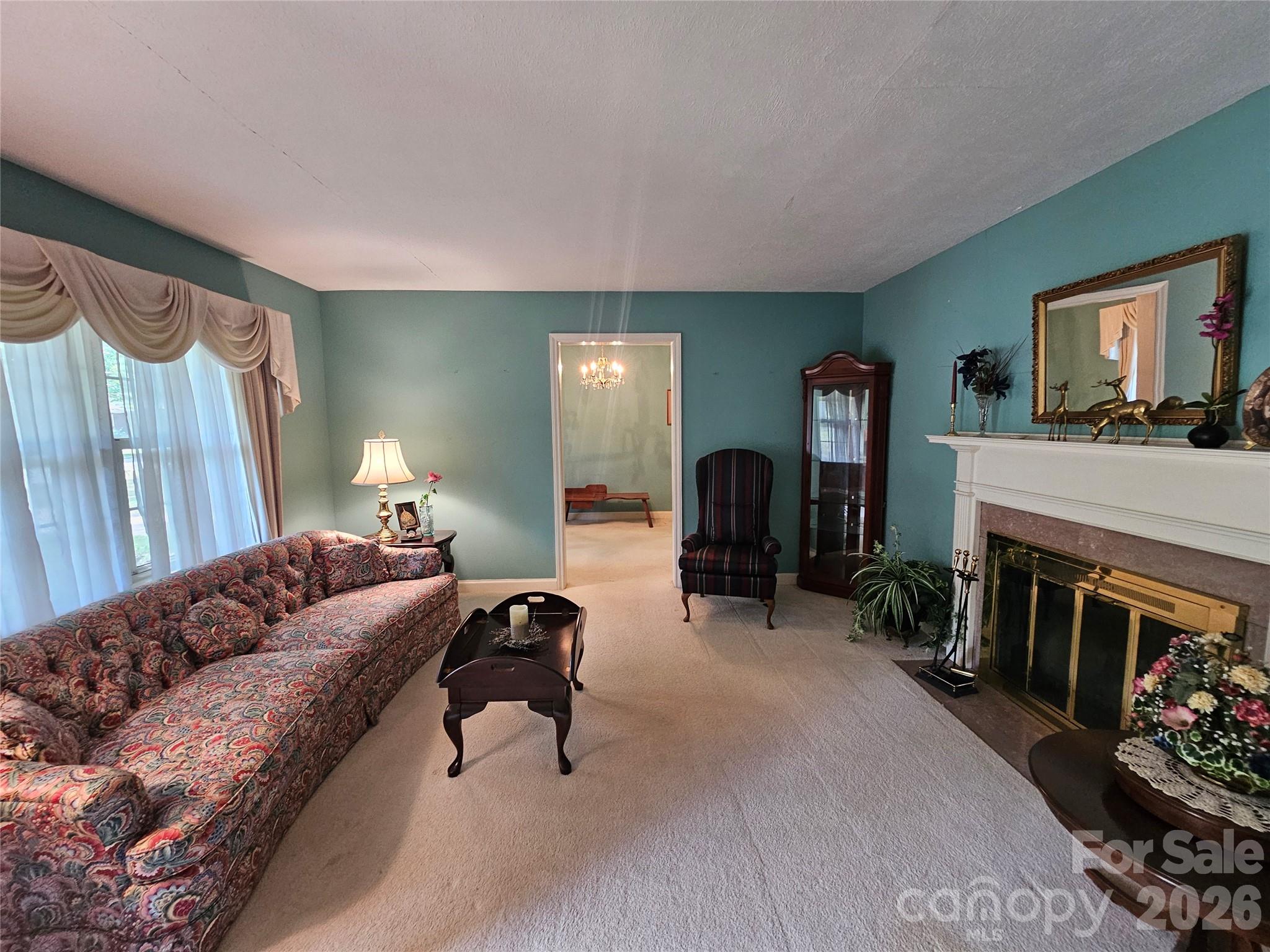 331 Woodside Drive Property Photo 4