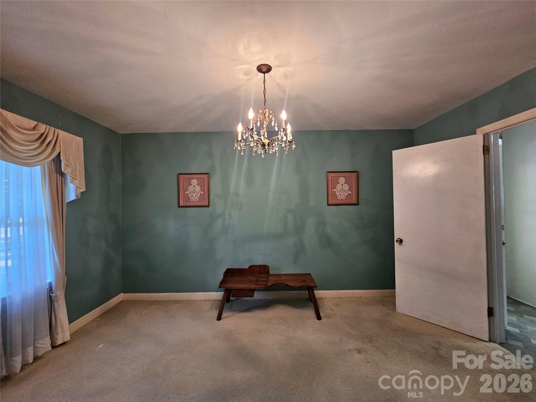331 Woodside Drive Property Photo 6