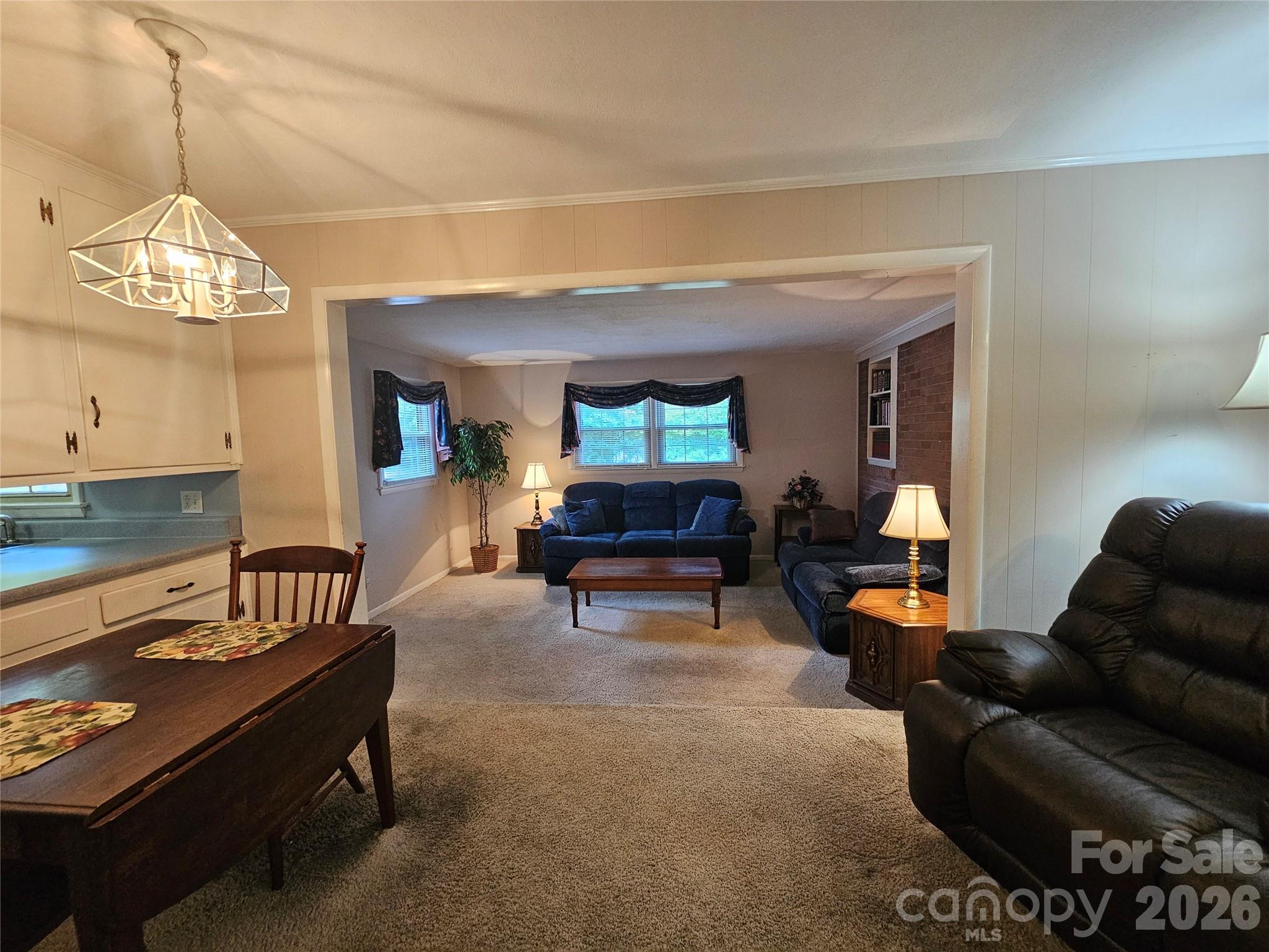 331 Woodside Drive Property Photo 10