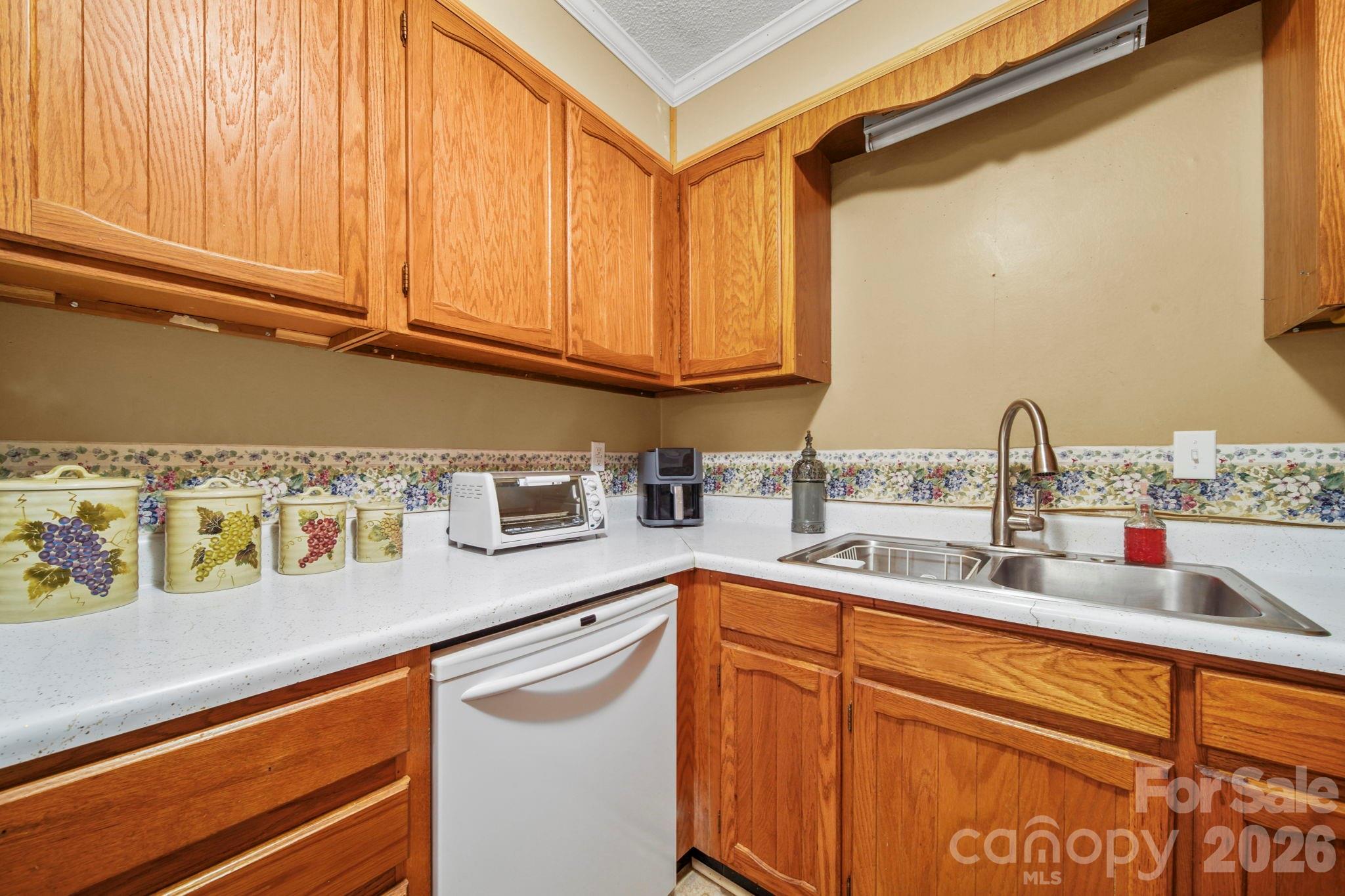 109 Carriage House Drive Property Photo 10