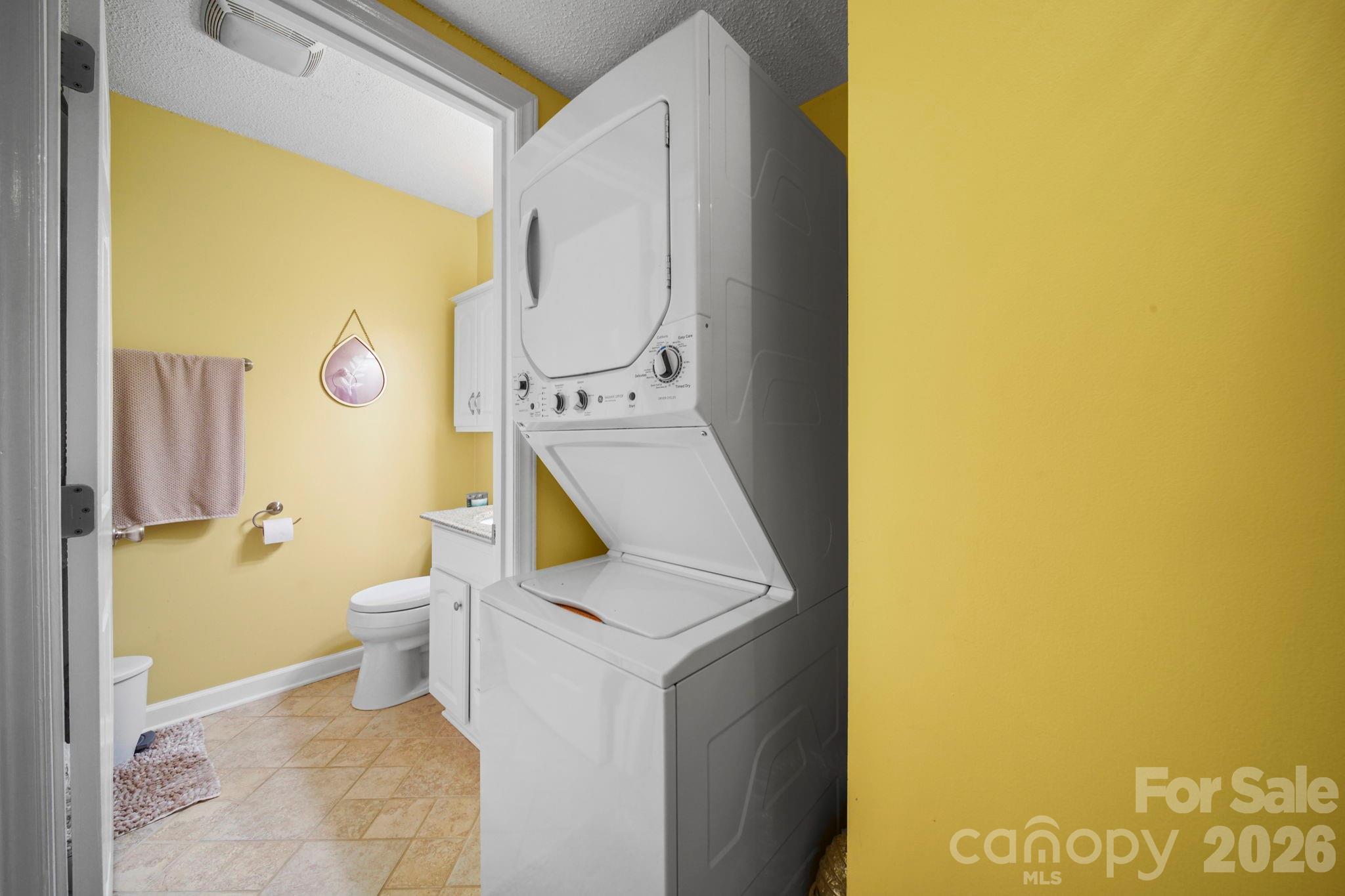 109 Carriage House Drive Property Photo 12