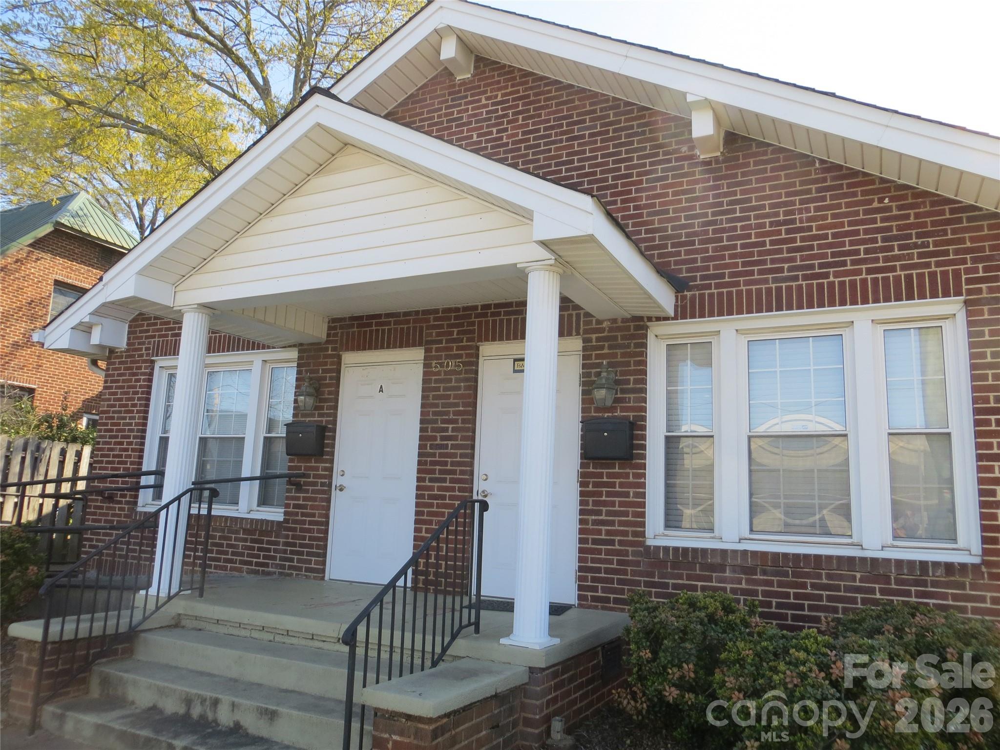 505 S Lafayette Street Property Photo 3