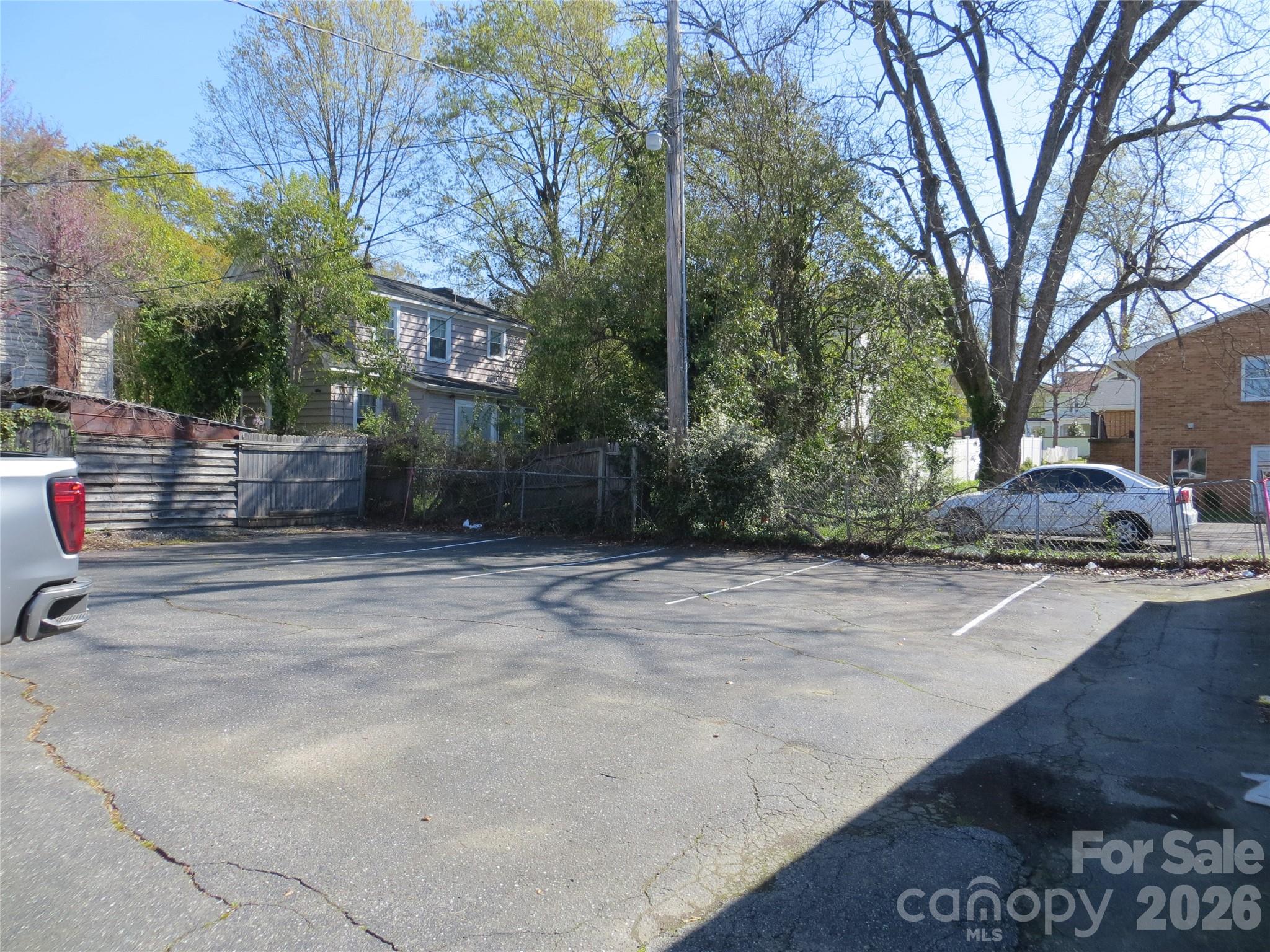 505 S Lafayette Street Property Photo 10