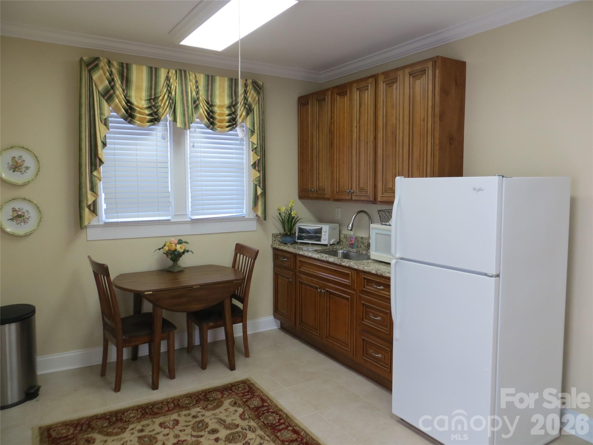 505 S Lafayette Street Property Photo 29