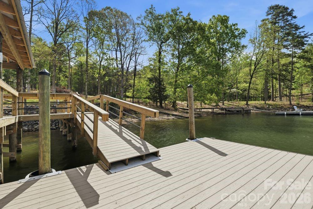21217 Lake Run Drive Property Photo 29