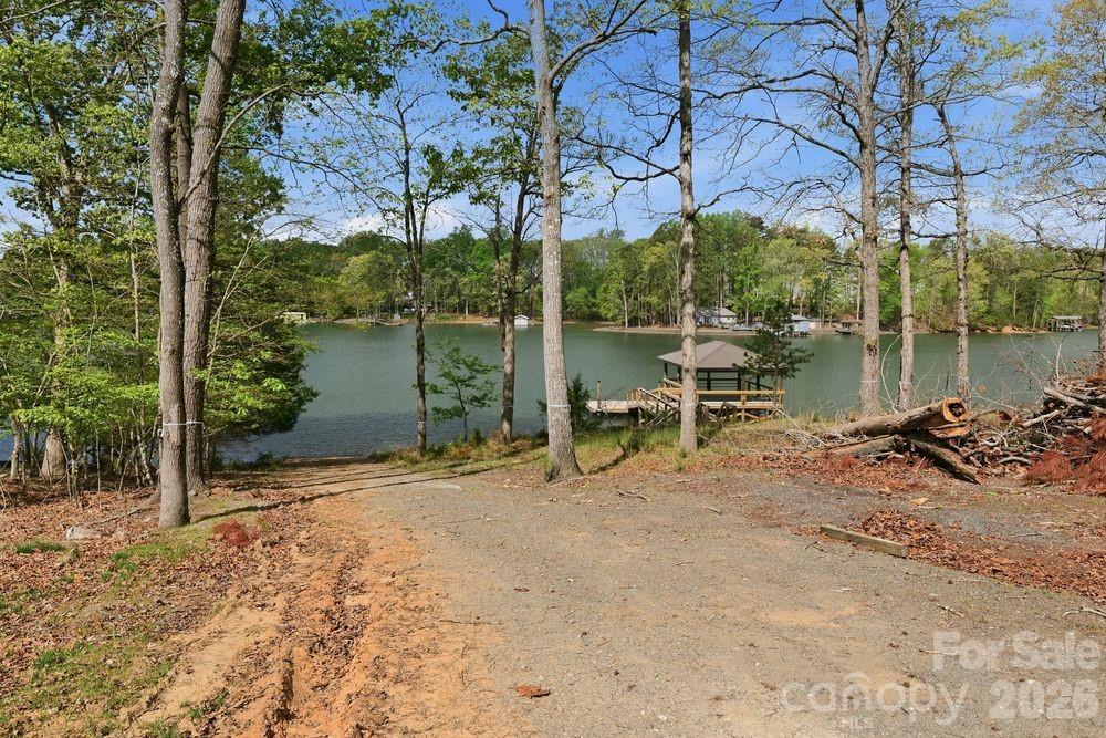 21217 Lake Run Drive Property Photo 37