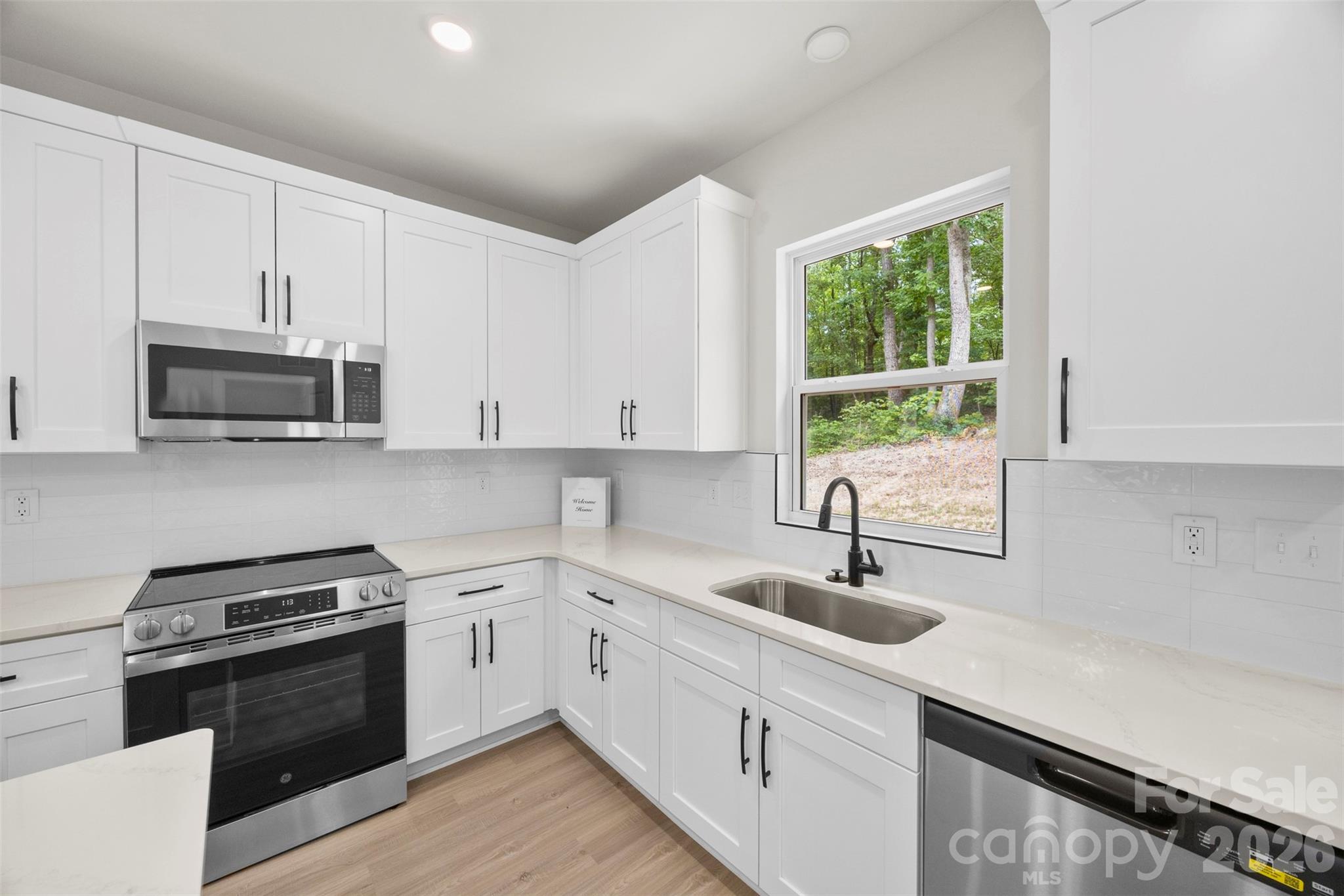 404 Brice Street Property Photo 12