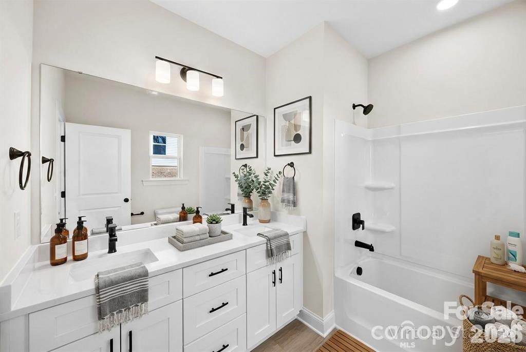 404 Brice Street Property Photo 16