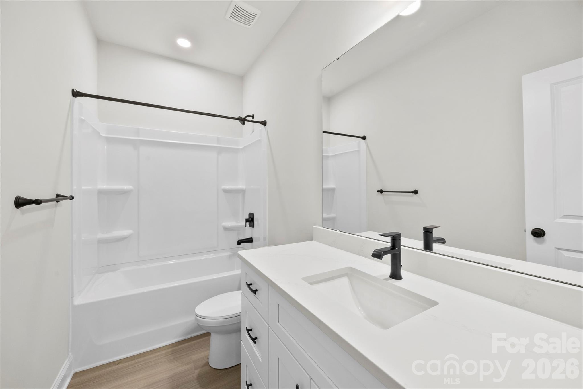 404 Brice Street Property Photo 25