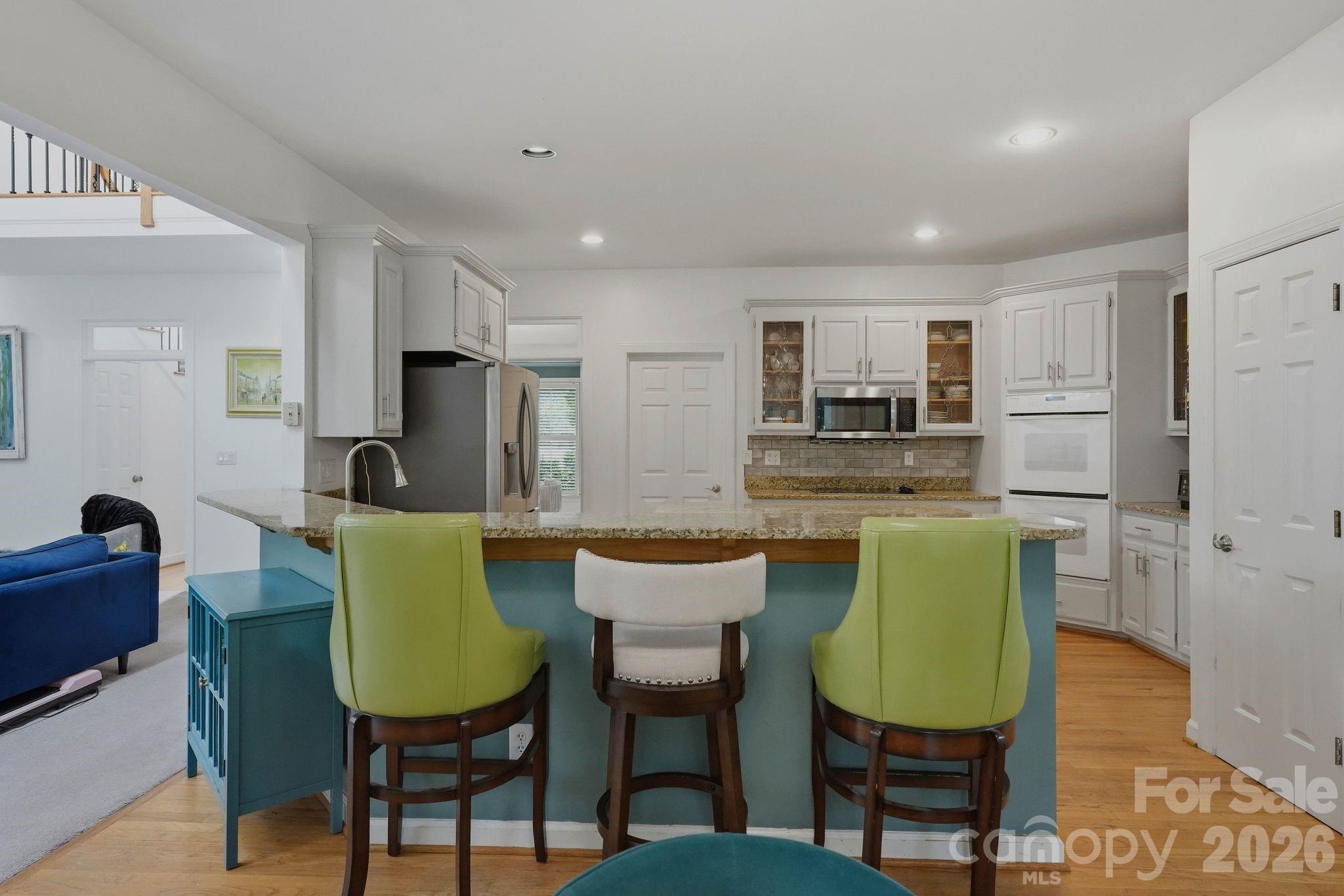 21311 Crown Lake Drive Property Photo 11