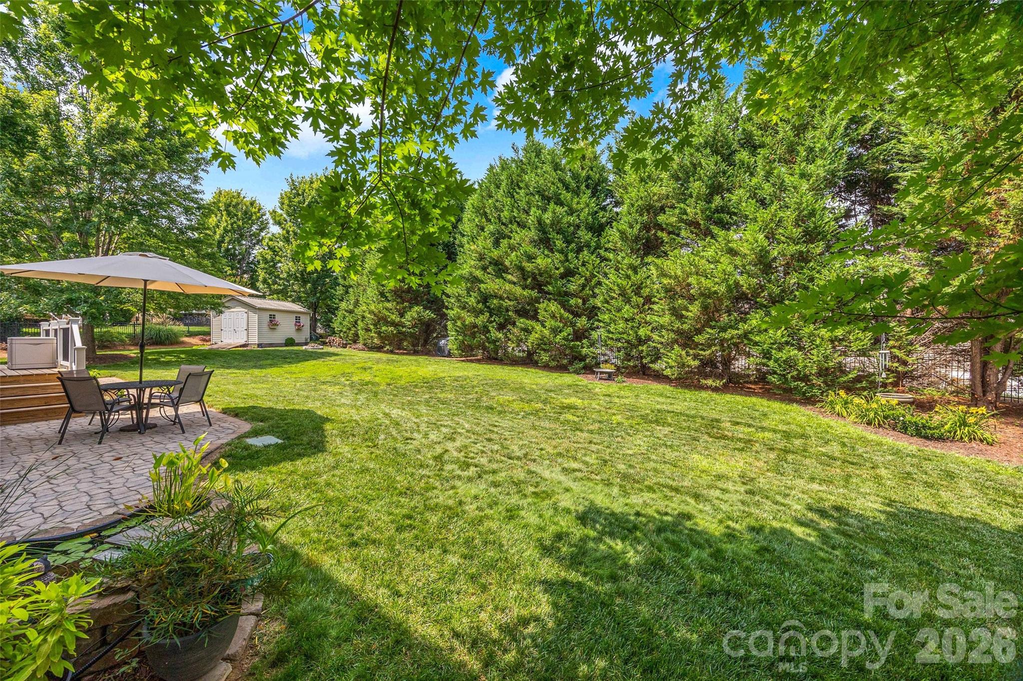 913 Vogel Way Property Photo 12