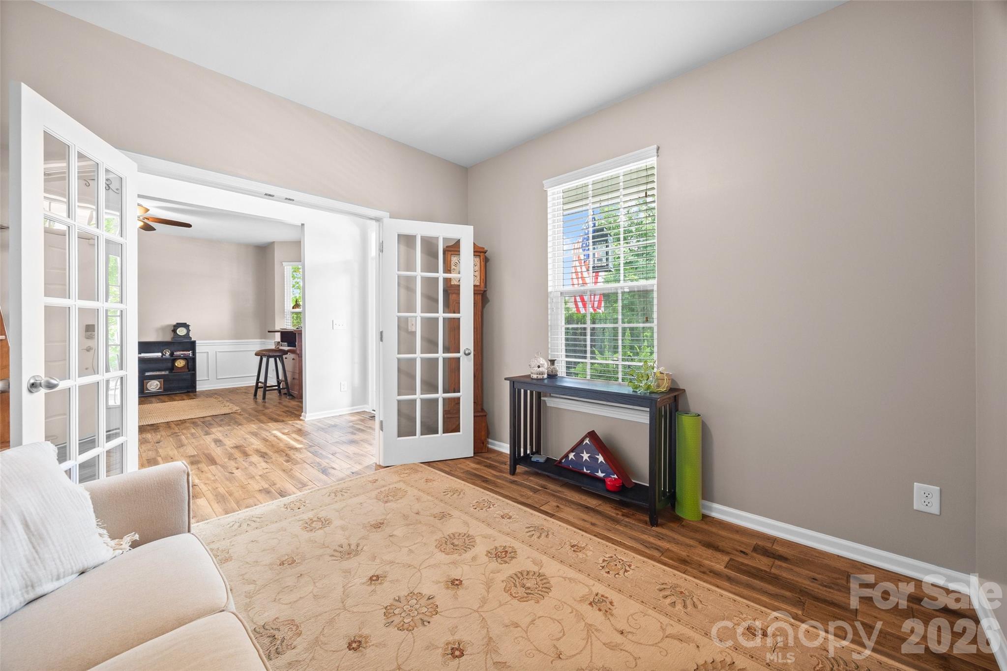 913 Vogel Way Property Photo 15