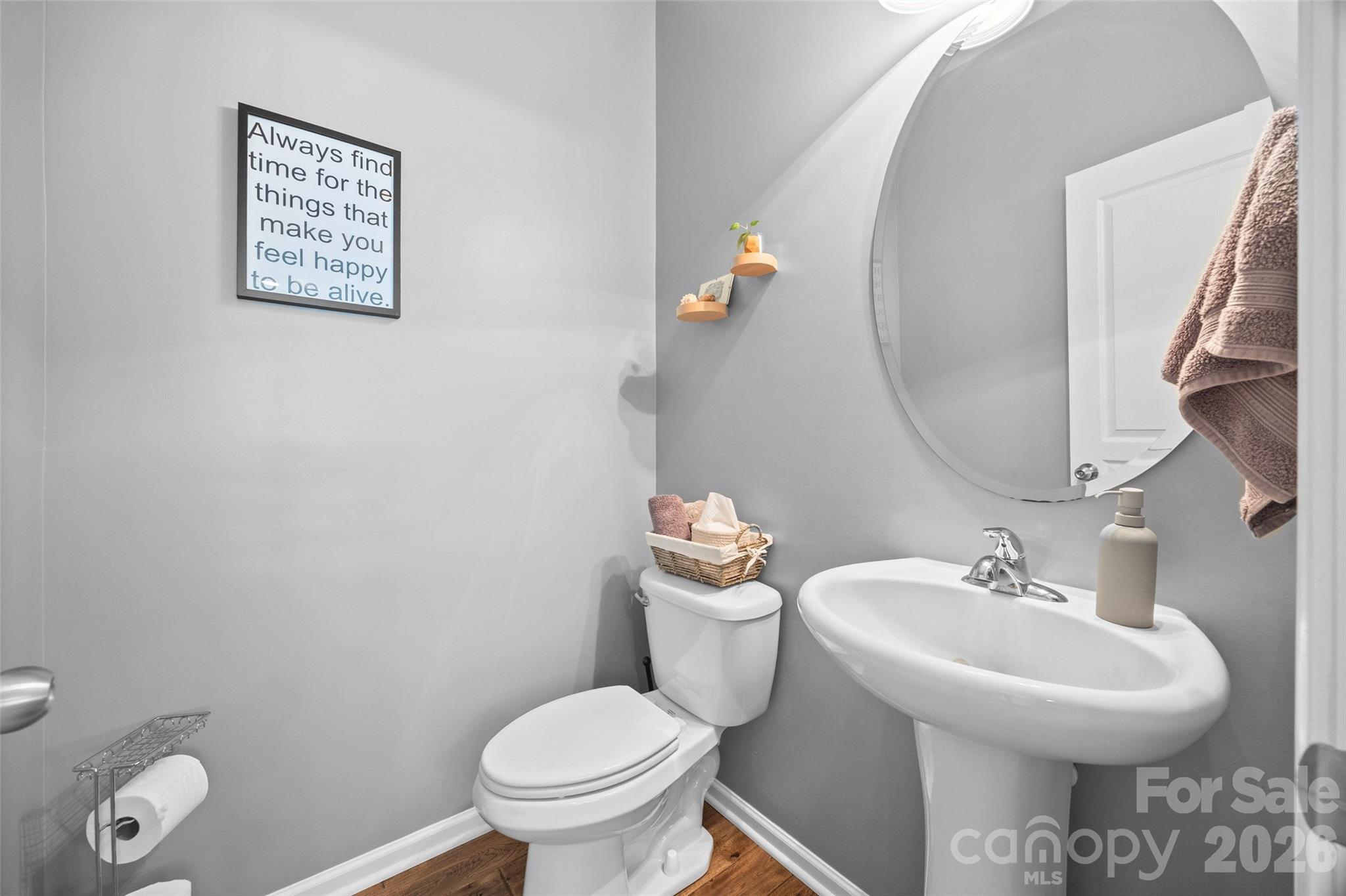 913 Vogel Way Property Photo 23