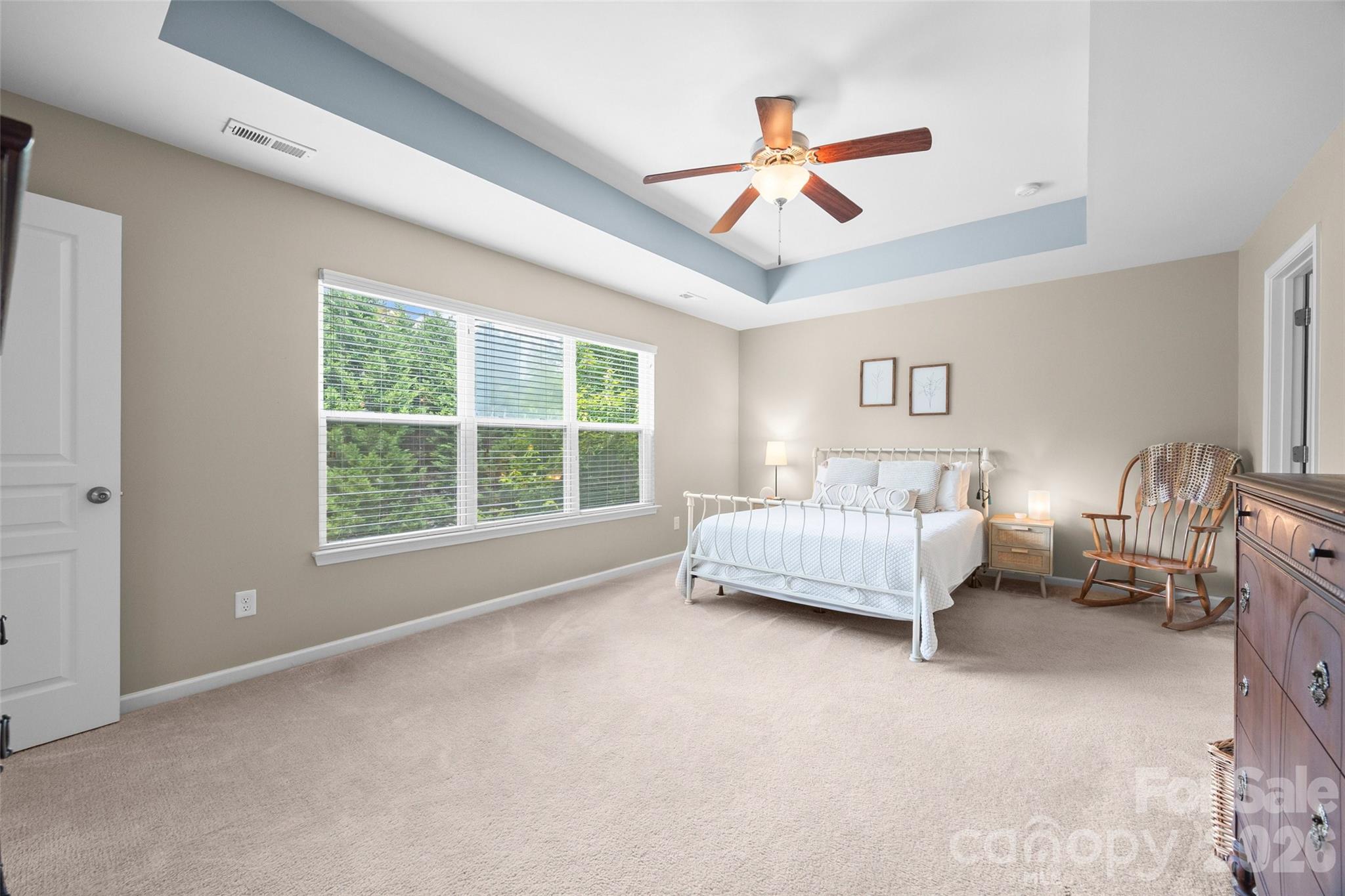 913 Vogel Way Property Photo 37