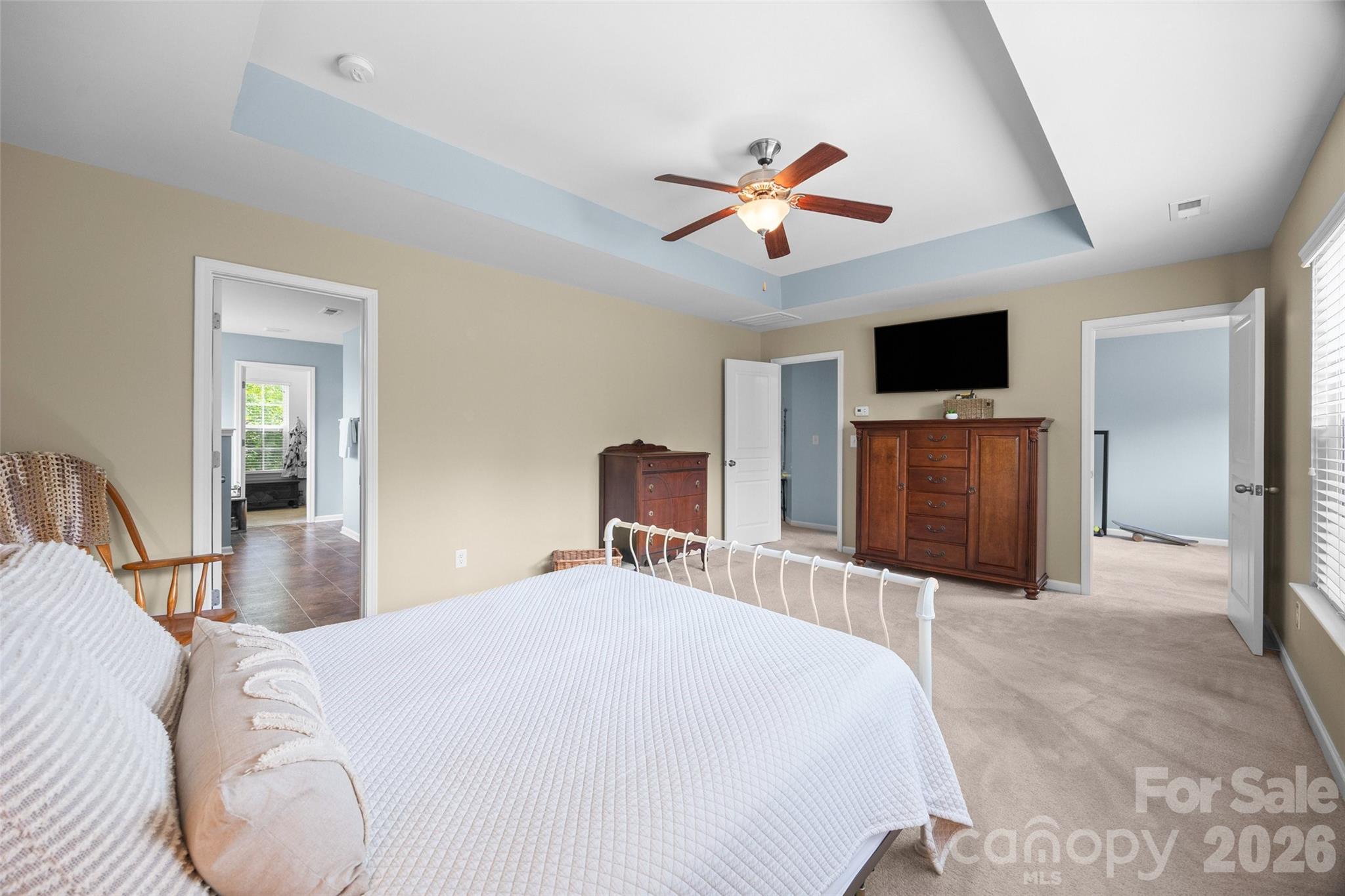 913 Vogel Way Property Photo 38