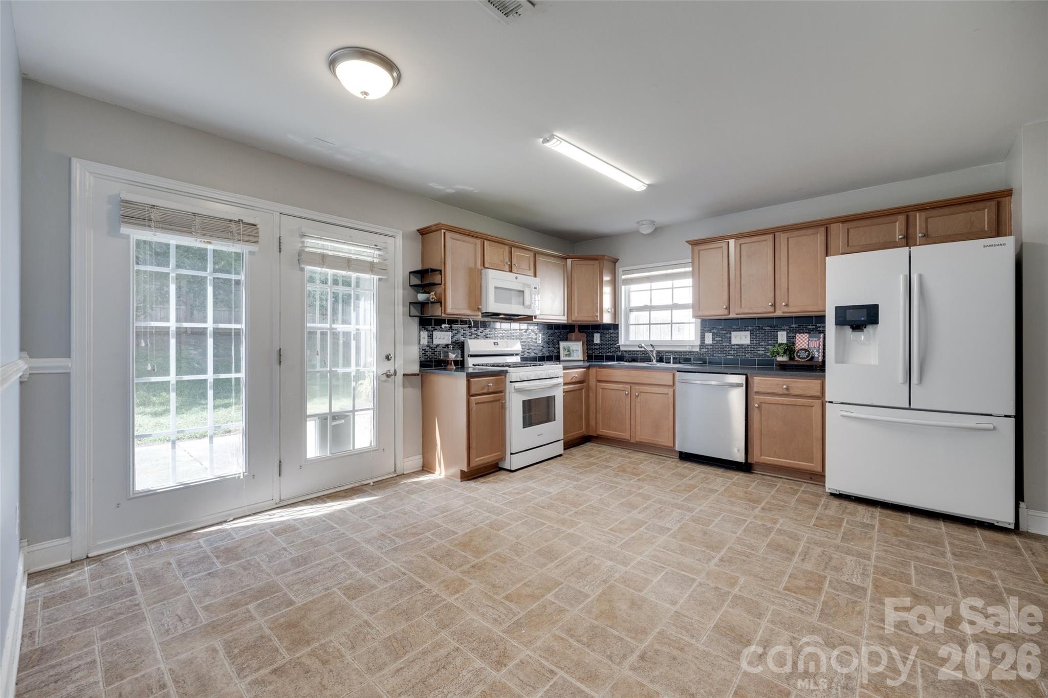 1360 Jessicas Way Property Photo 12