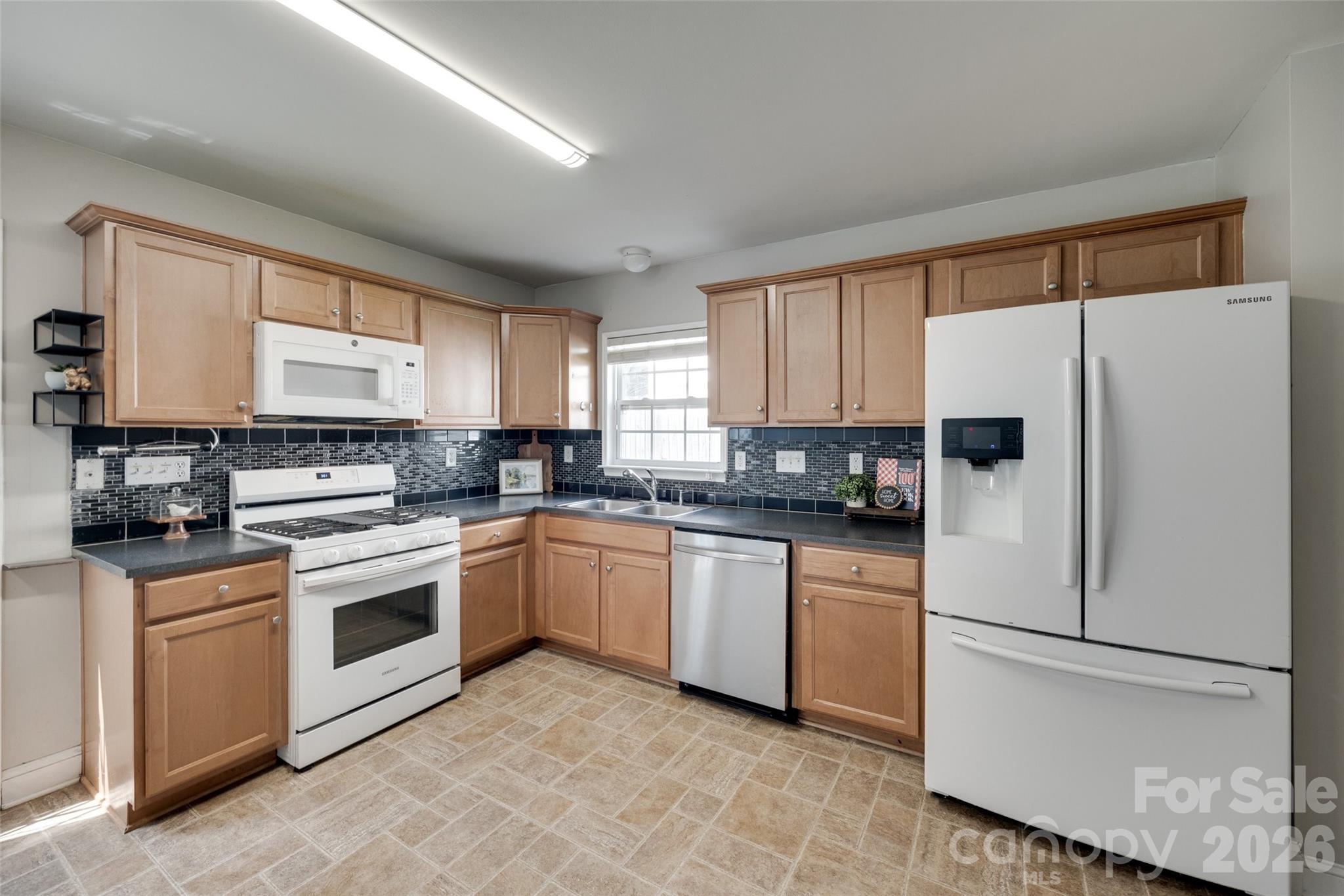 1360 Jessicas Way Property Photo 14