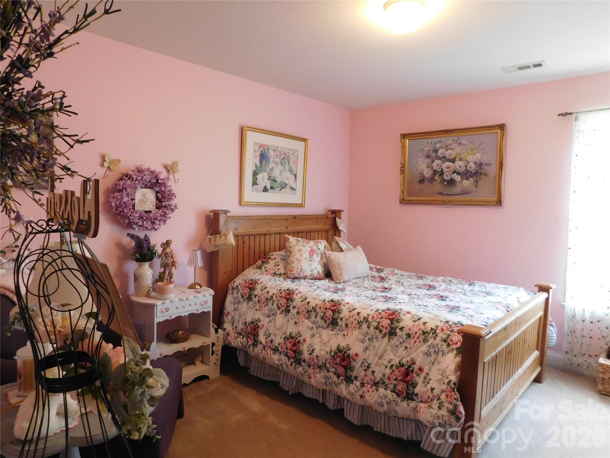 5402 Griffith Road Property Photo 20