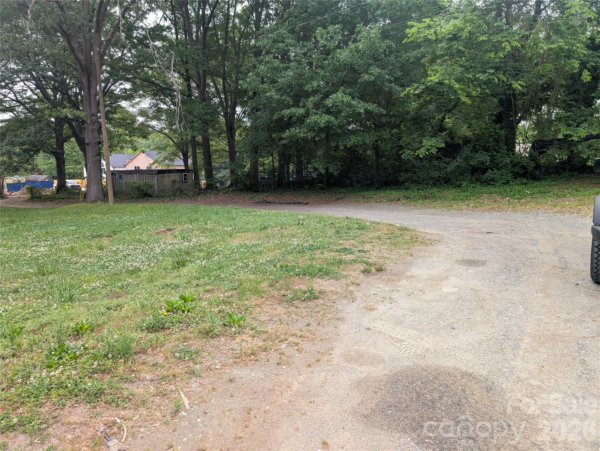 1218-b Essex Street Property Photo 13