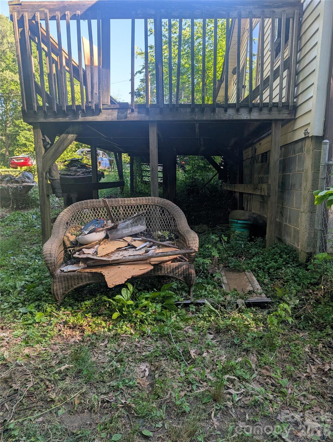 1218-b Essex Street Property Photo 16