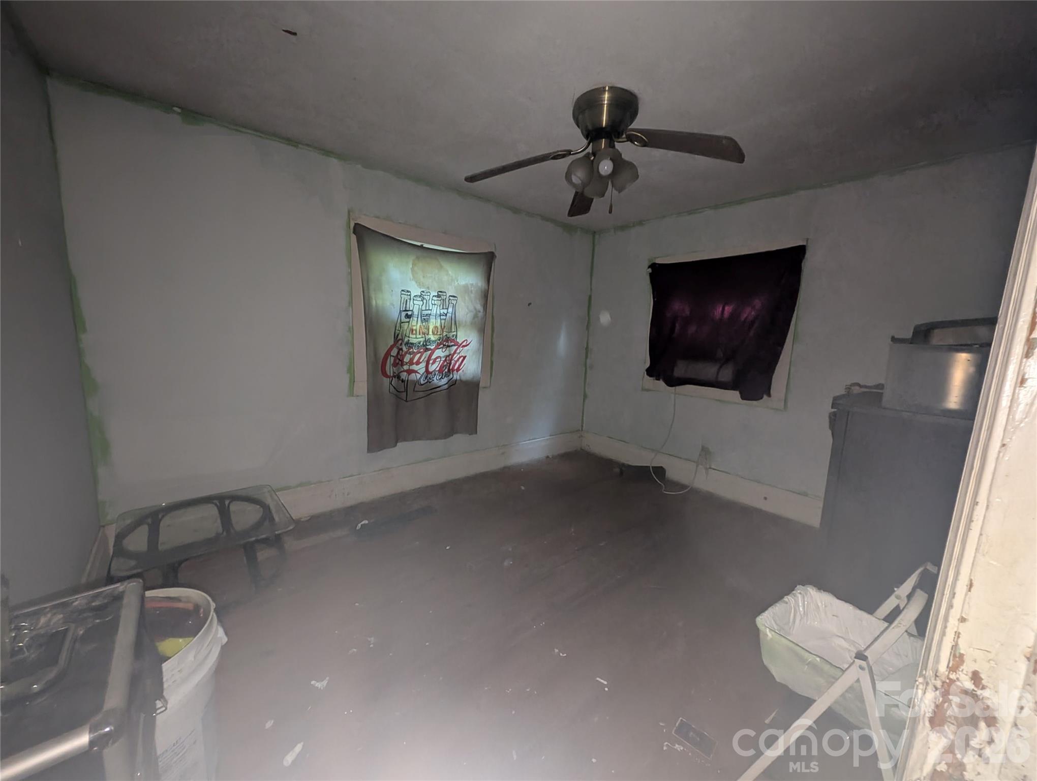 1218-b Essex Street Property Photo 26