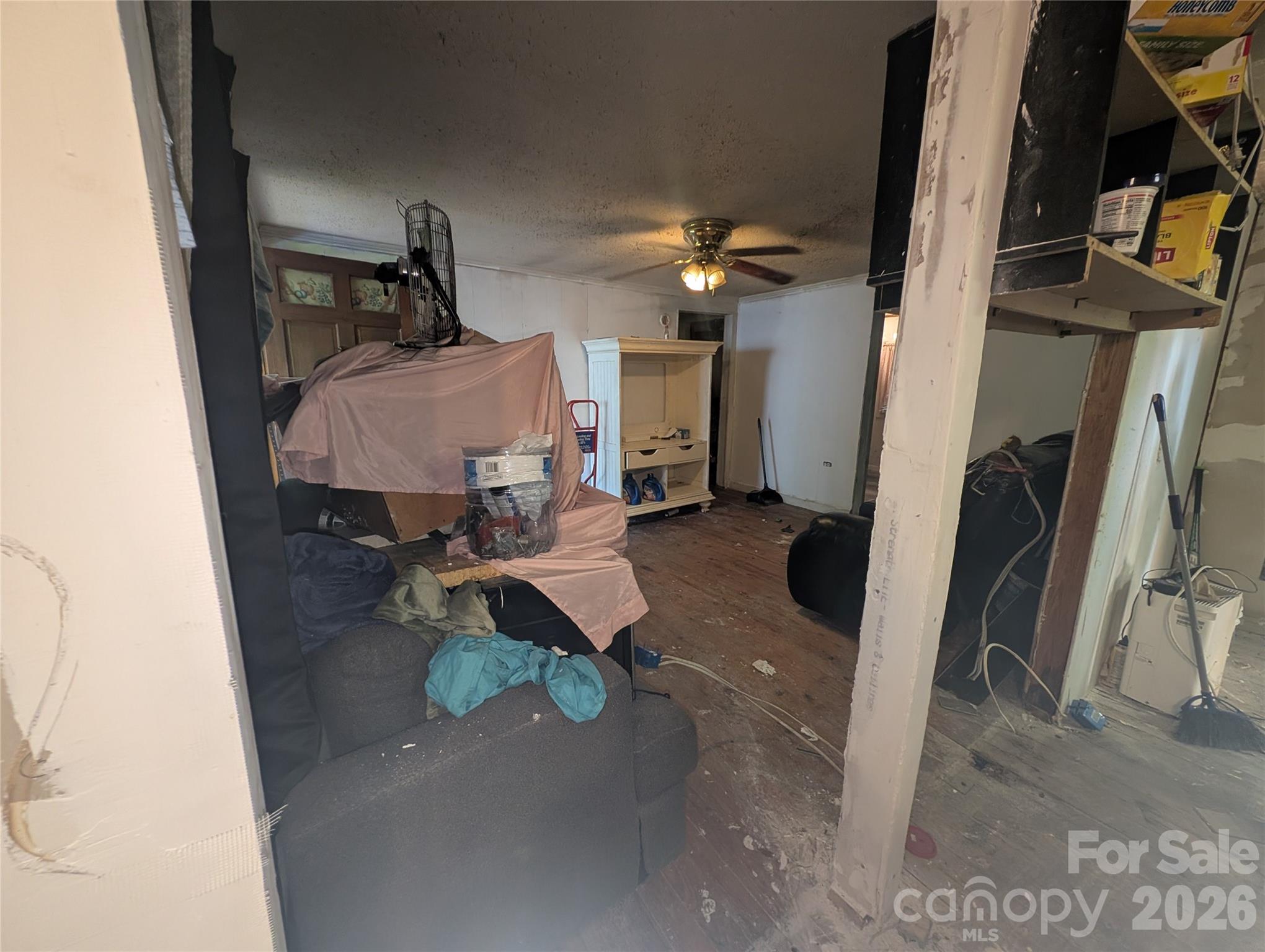 1218-b Essex Street Property Photo 36