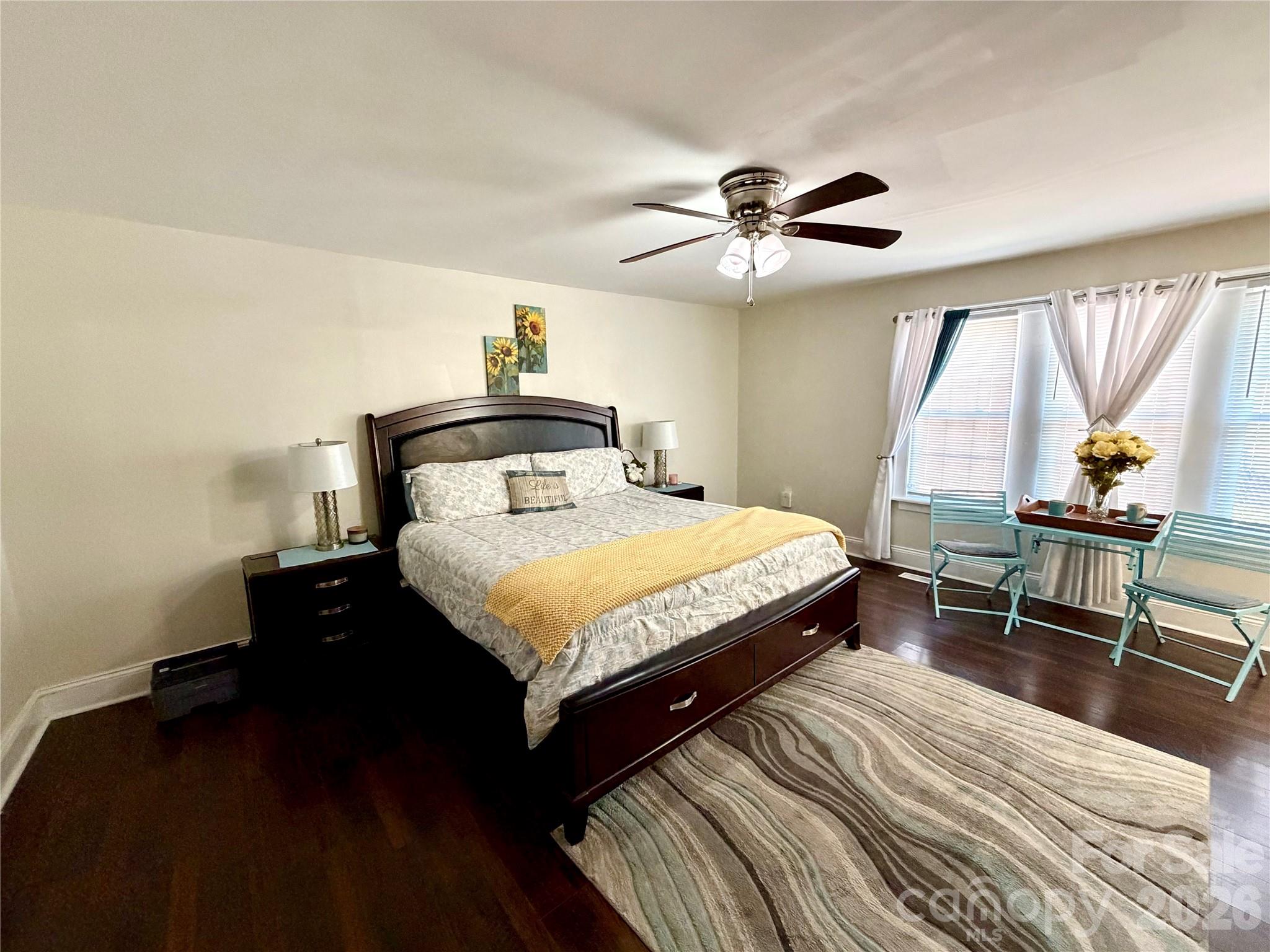 715 E Marion Street Property Photo 21