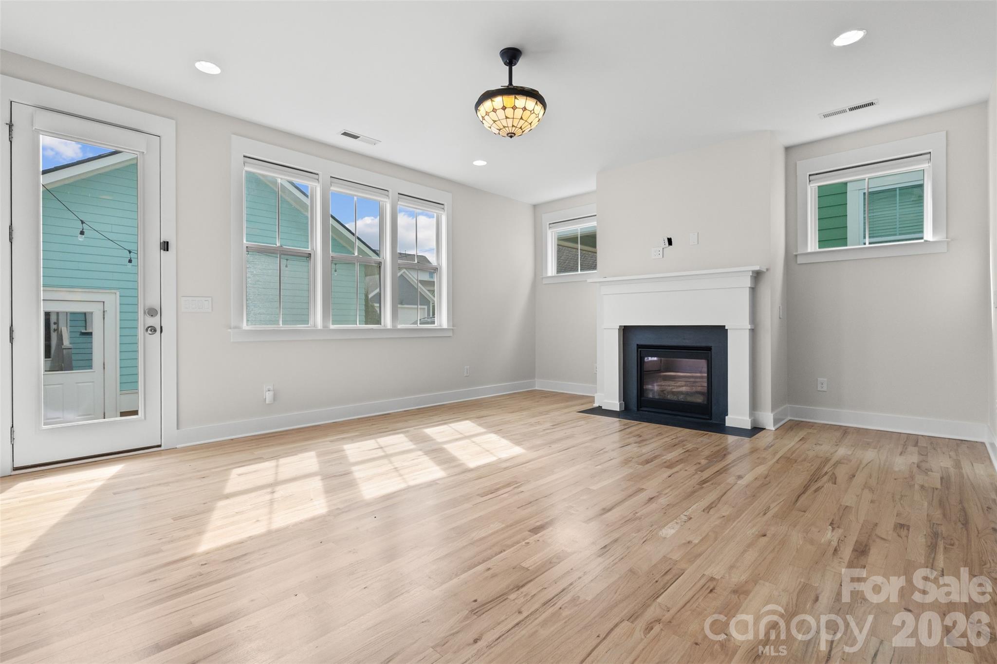 664 Bluff Loop Road 202 Property Photo 6