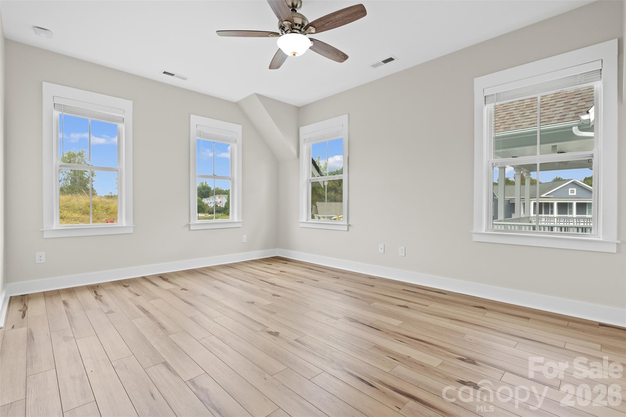 664 Bluff Loop Road 202 Property Photo 8