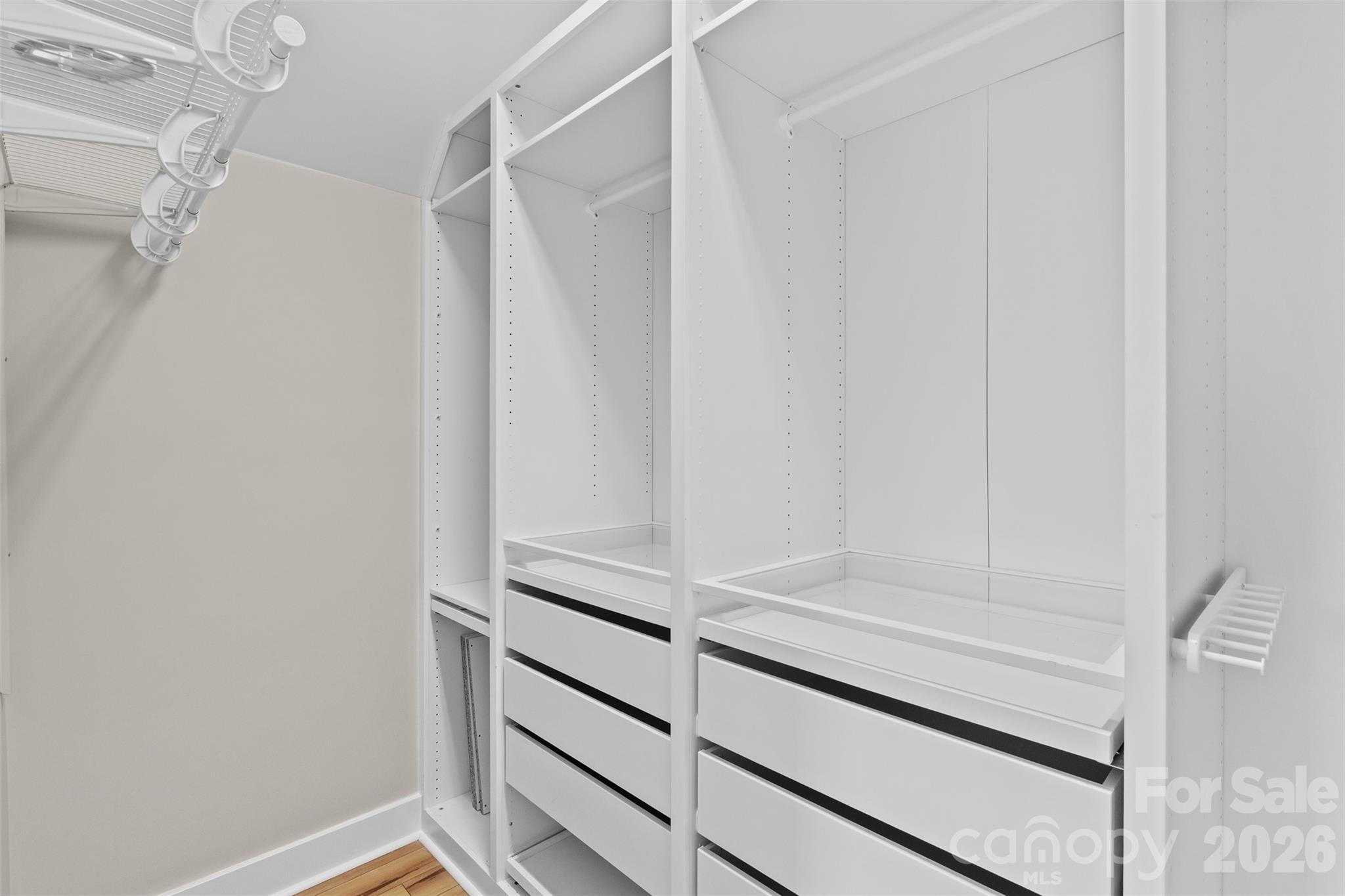 664 Bluff Loop Road 202 Property Photo 11
