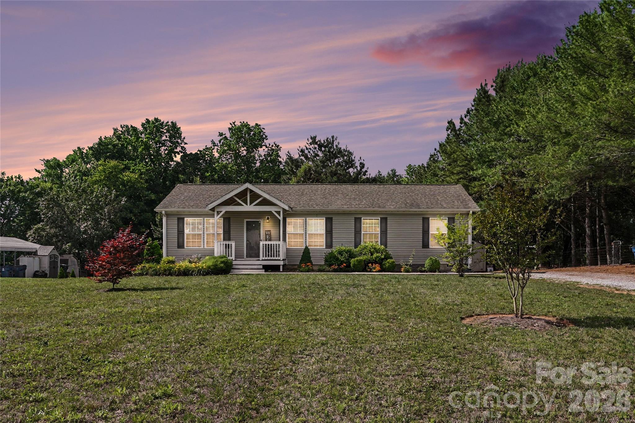 2843 Hopewell Church Road Property Photo 2