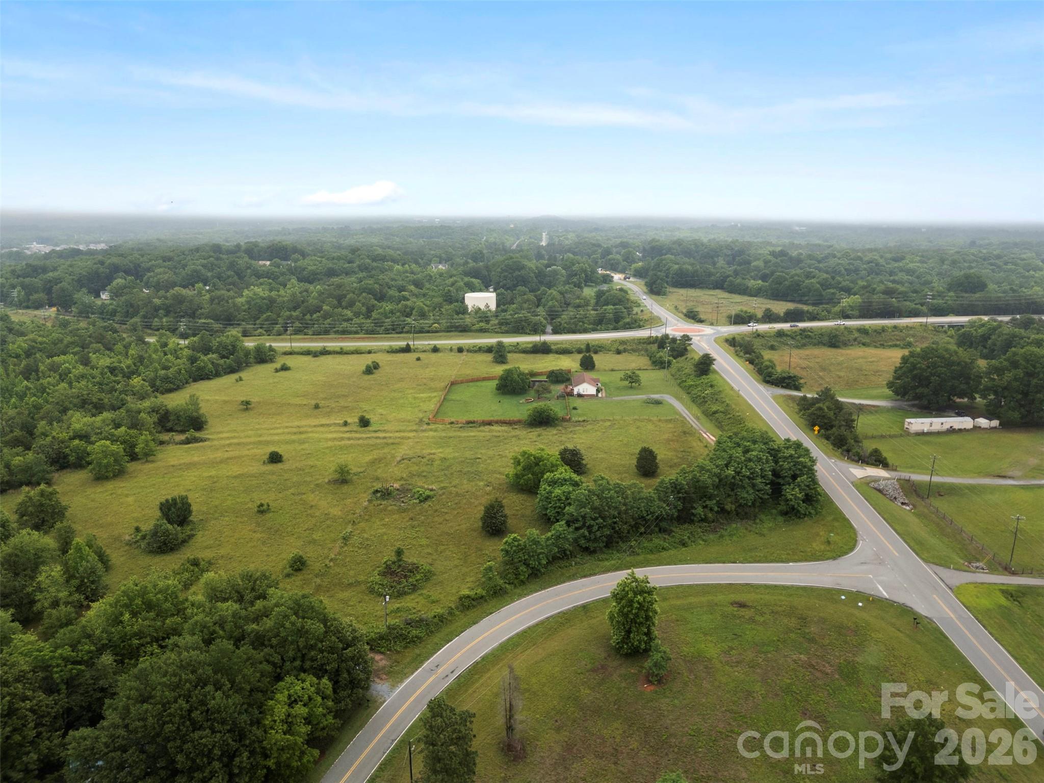 638 Margrace Road Property Photo 9
